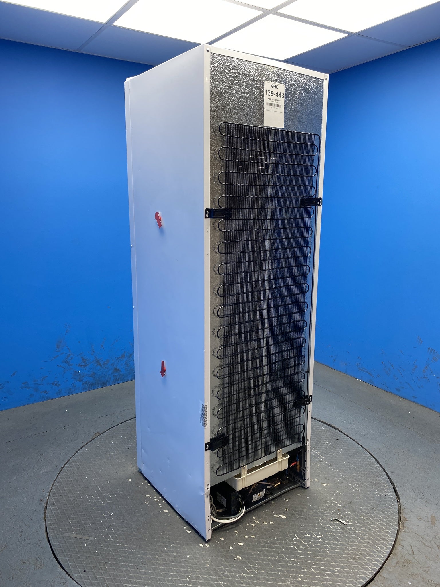 AEG 6000 ORK6D391EW DynamicAir 395L Freestanding Larder Fridge