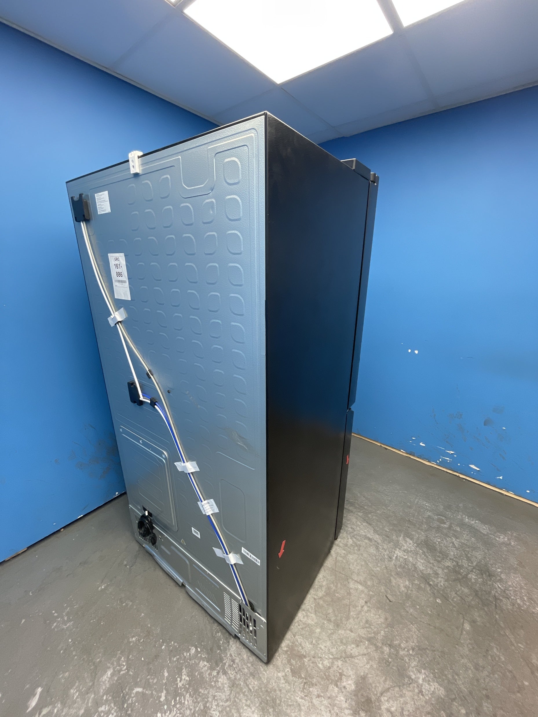 #GRC-161-886 - Hisense PureFlat RQ760N4IFE American Style Fridge Freezer