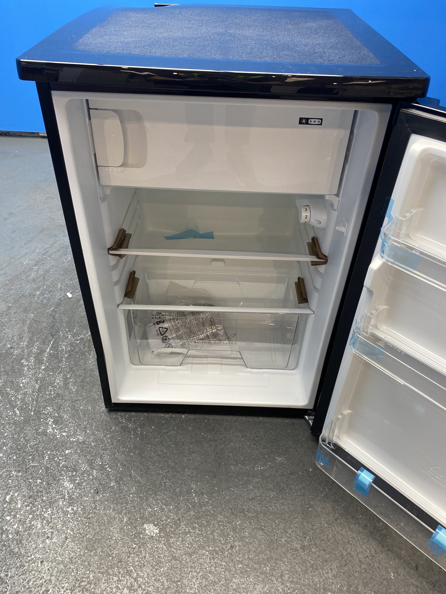 Statesman R155B 55cm 113 Litre Under Counter Fridge