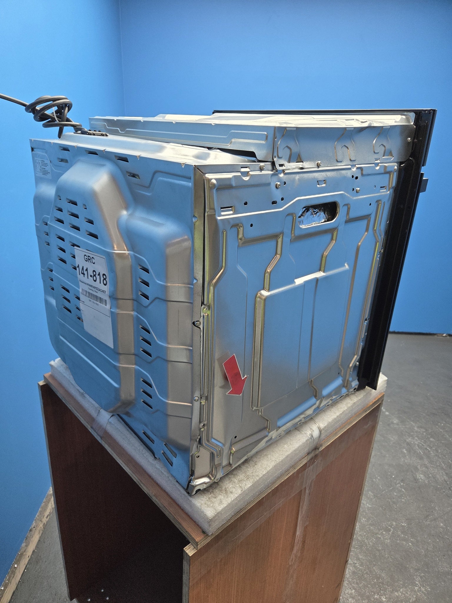 Hisense Hi6 BlackLine HO66FAPizzaChef Pyrolytic Smart Oven