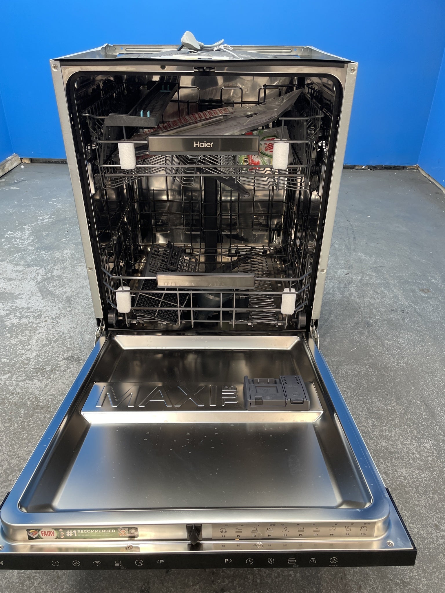 #GRC-156-292 - Haier XI4C4S0SB Integrated Wi-Fi Dishwasher with 14 Place Settings