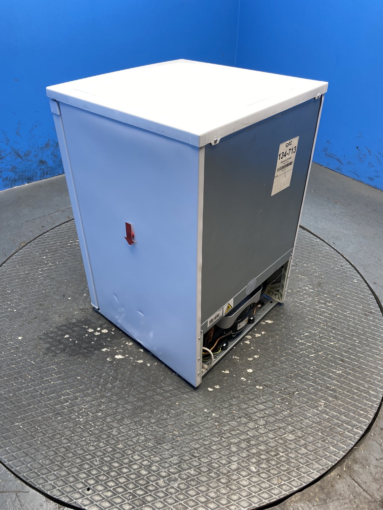 Statesman R155W 55cm Under Counter Fridge