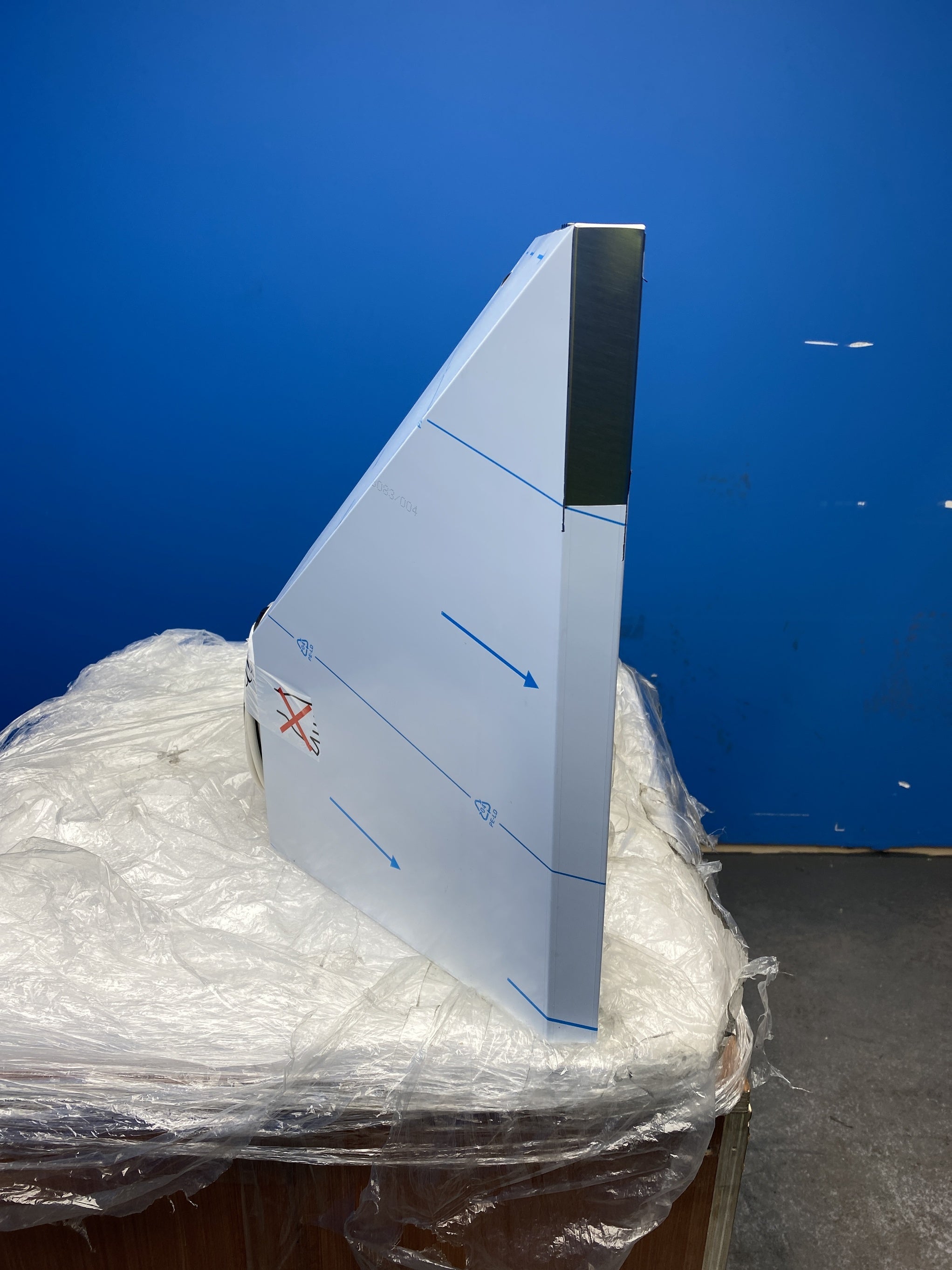#GRC-150-214 - AEG LFC316X 60cm Stainless Steel Pyramid Chimney Hood