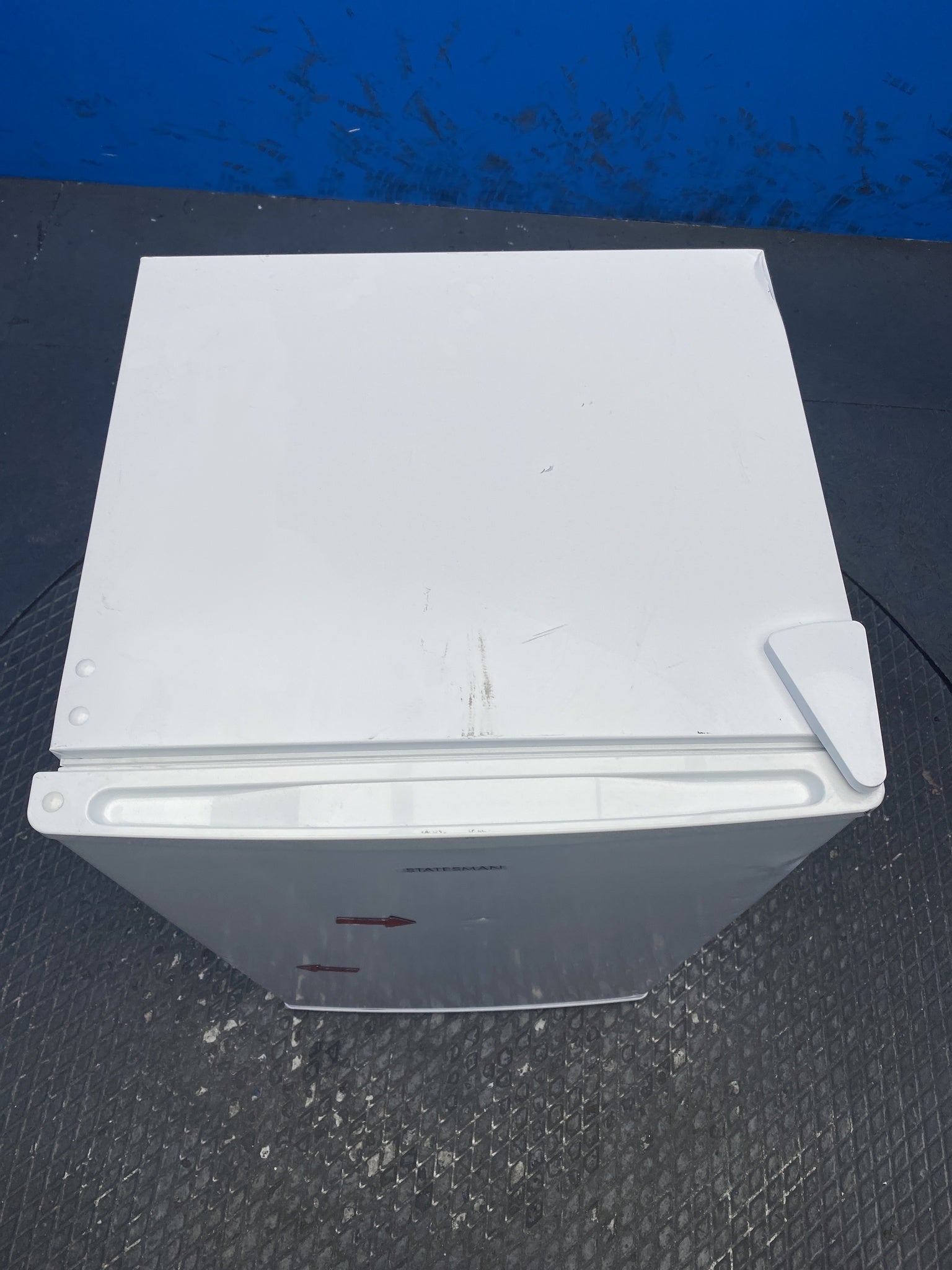 Statesman UC47LFW 93 Litres Under Counter Fridge