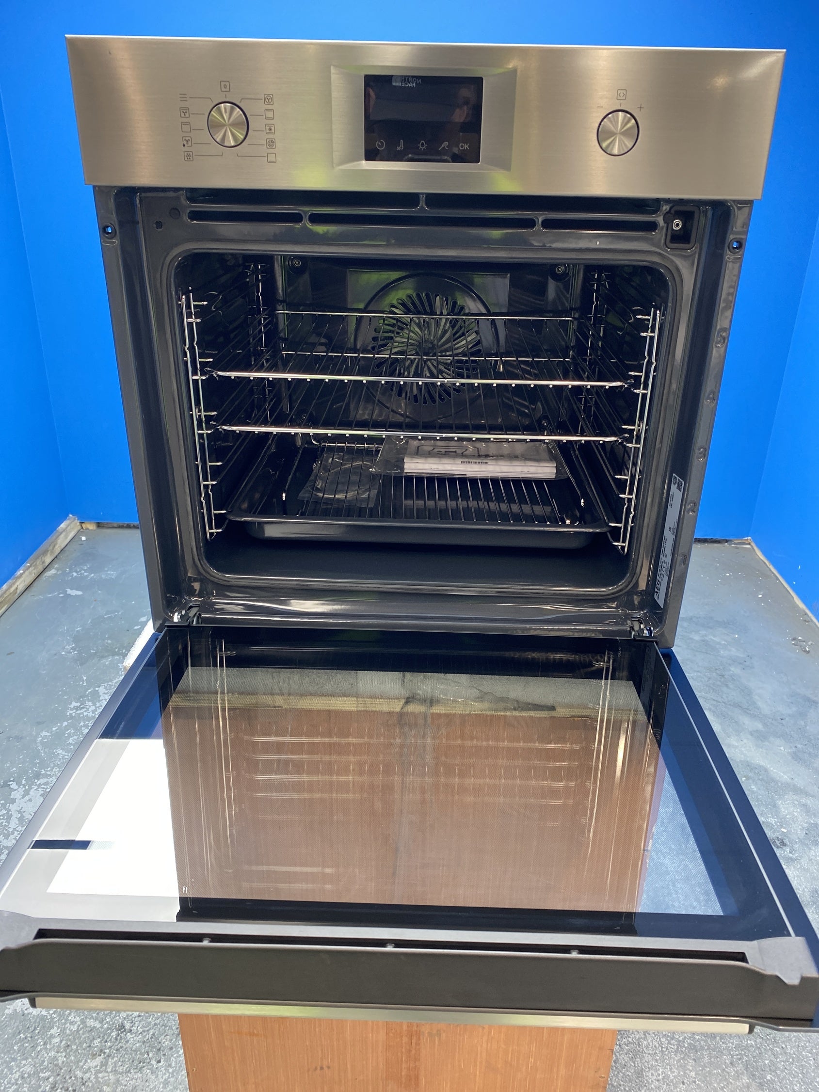 #GRC-155-995 - AEG 6000 SenseCook OS6AB50AM Built-In Single Oven