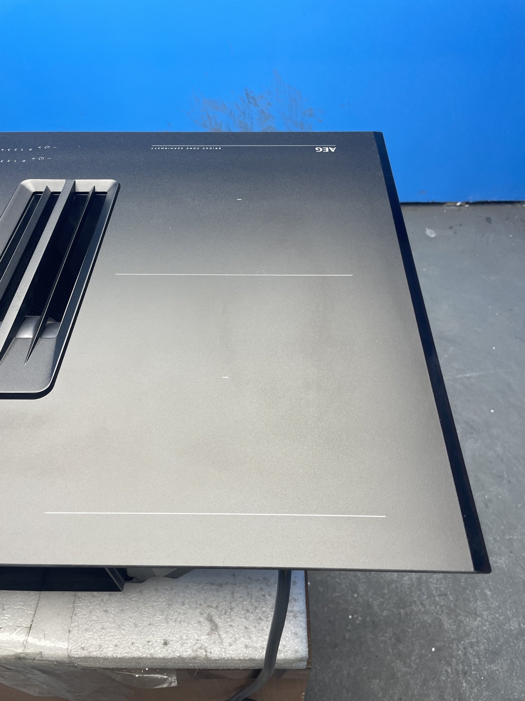 #GRC-150-226 - AEG TCH74B01FZ 6000 SaphirMatt 70cm Vented Induction Hob