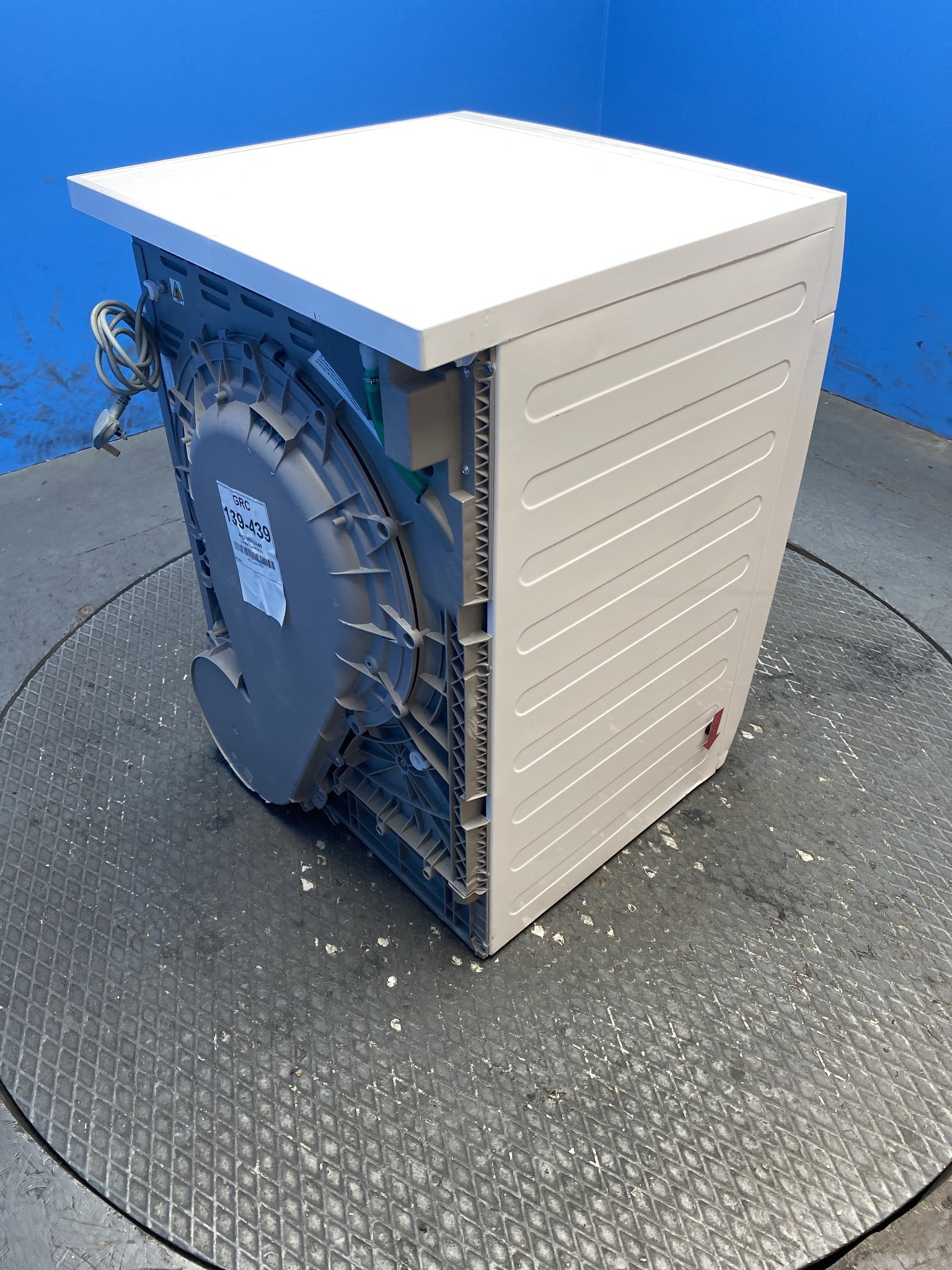 AEG TR819A4B AbsoluteCare 9kg Heat Pump Tumble Dryer