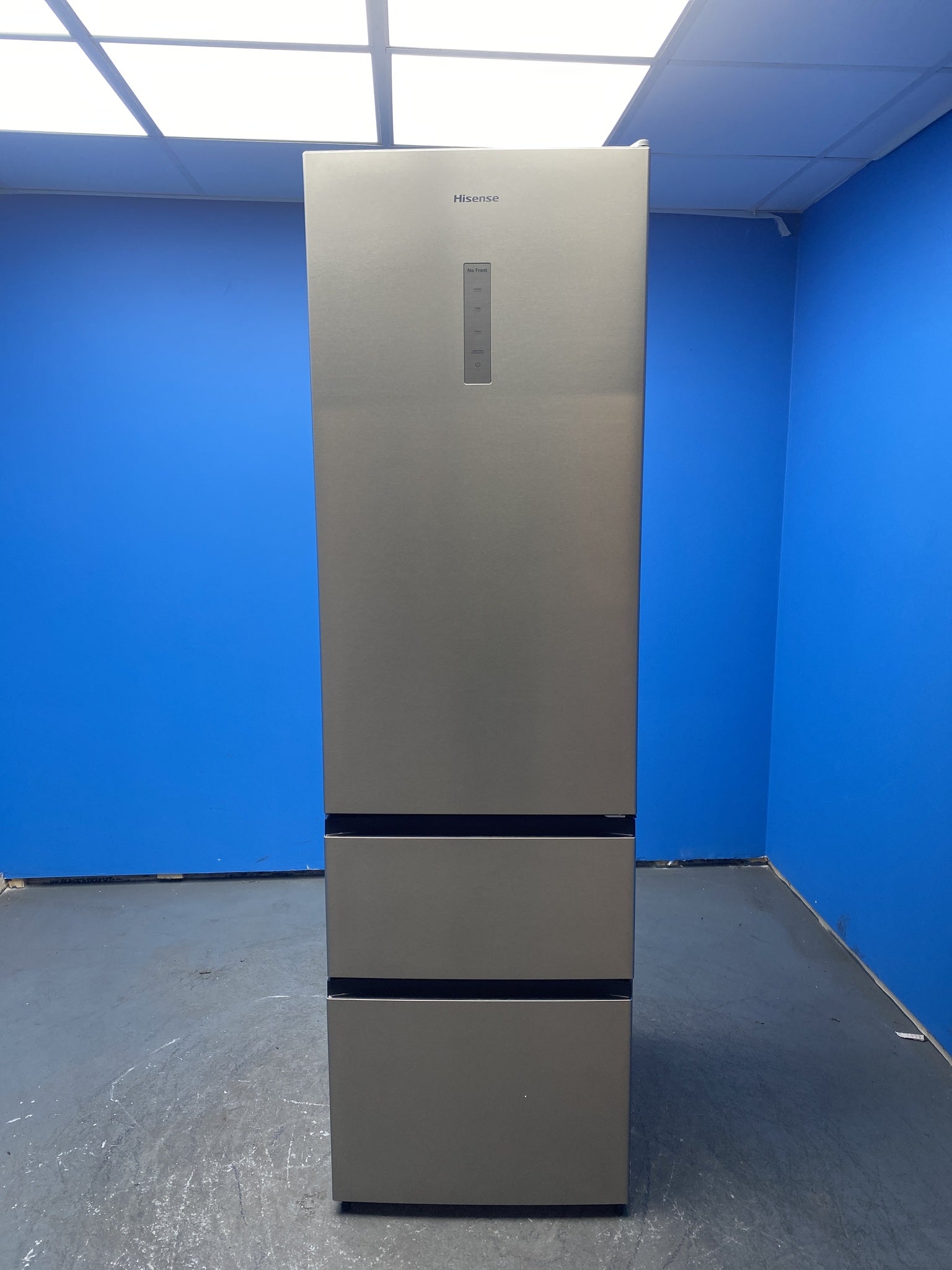 Hisense RM469N4ACDUK 60/40 Total No Frost Fridge Freezer