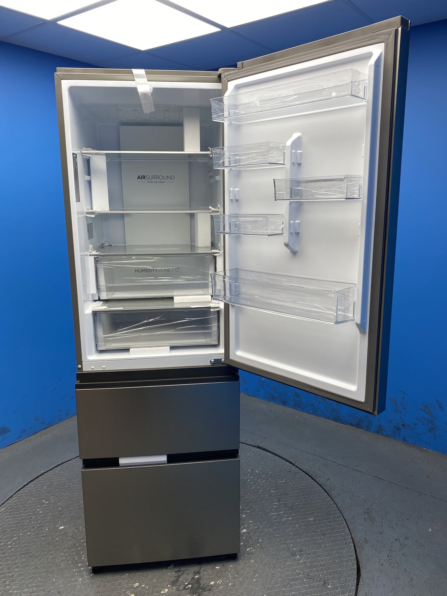 Haier HTW5618ENMG Series 5 360 Litre Combi Fridge Freezer