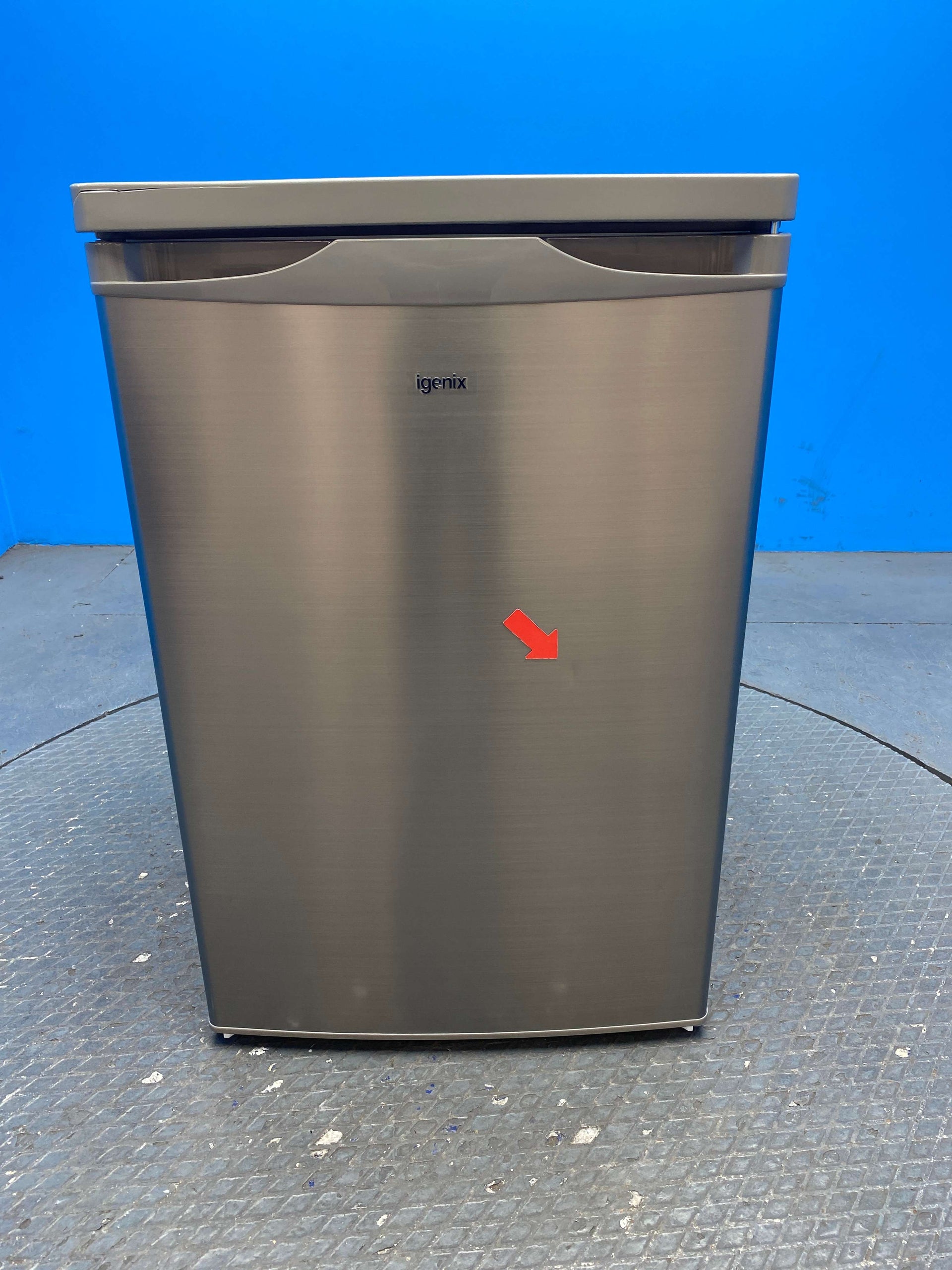Igenix IG255X 136 Litre Undercounter Fridge