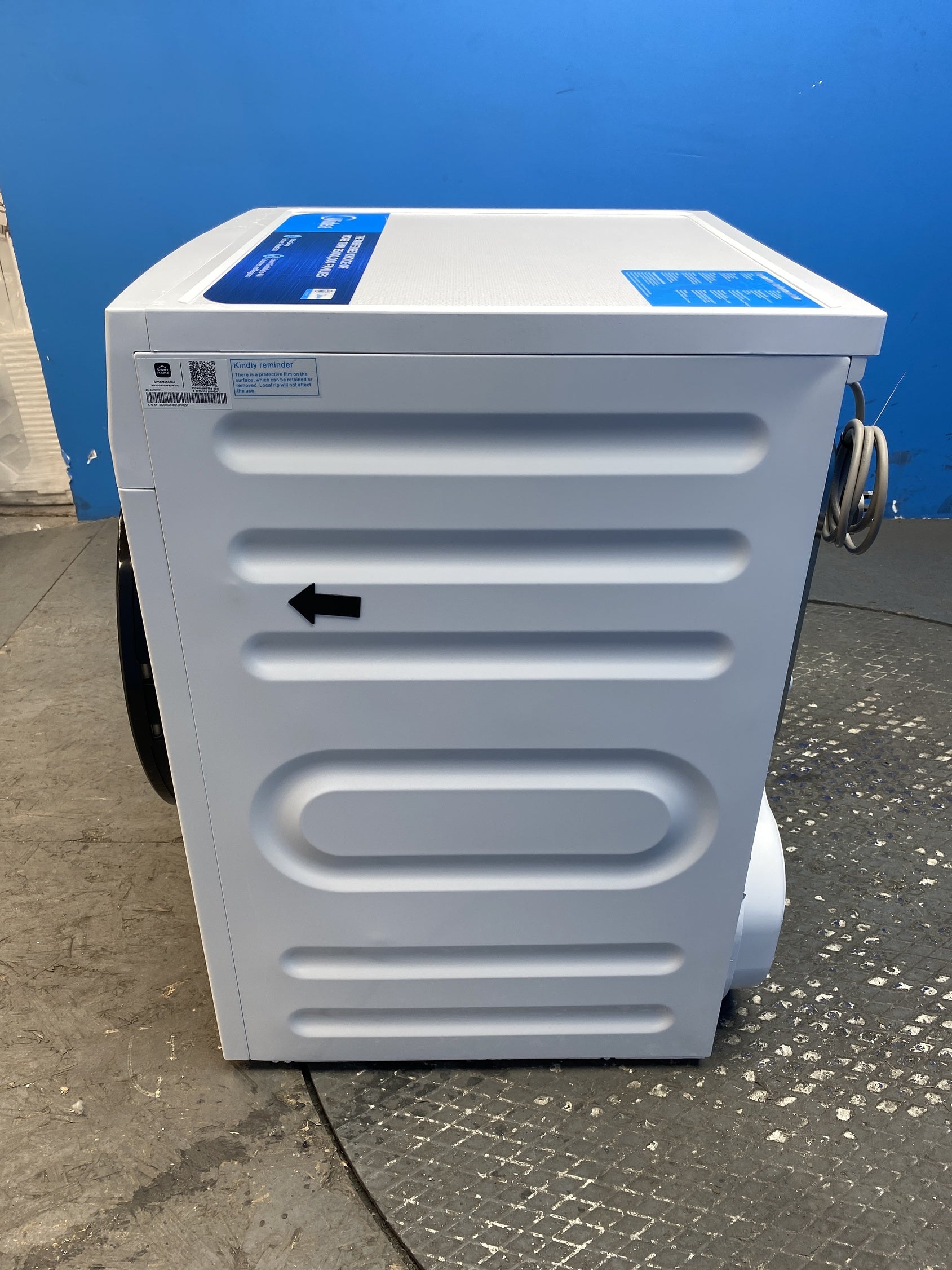 #GRC-158-731 - Midea MD200H90WB/W 9kg Heat Pump Tumble Dryer in White