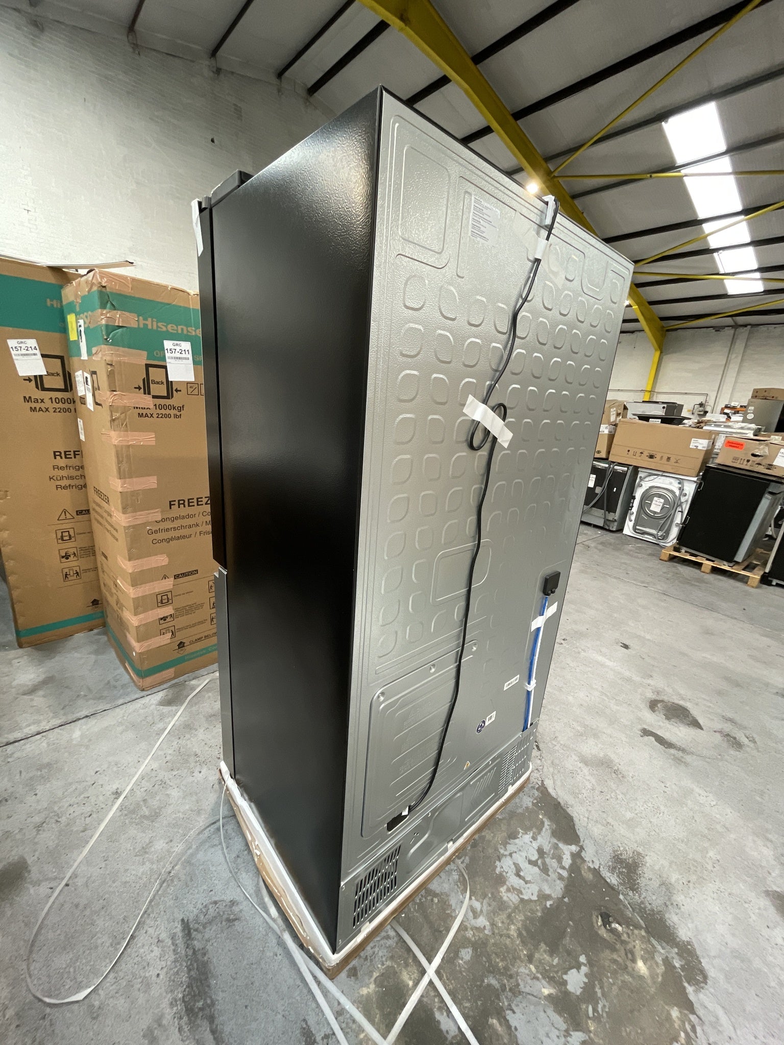 #GRC-157-607 - Hisense RQ560N4WCF PureFlat American Style Fridge Freezer