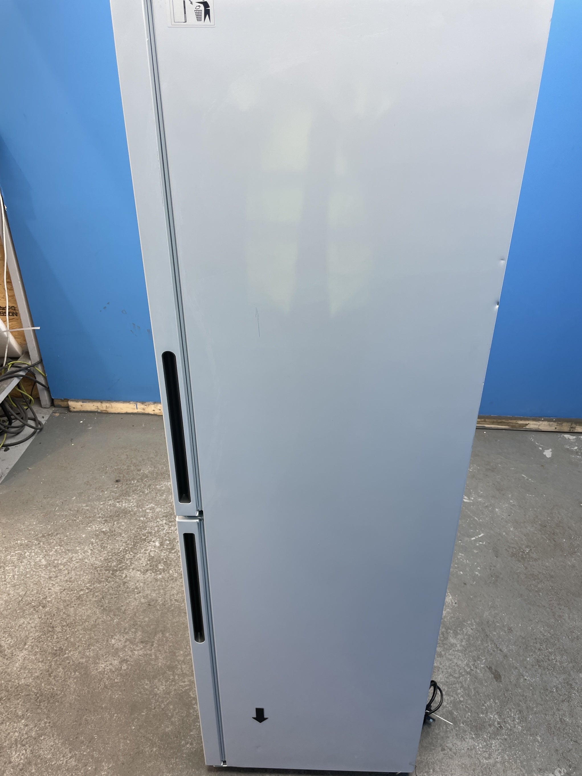 #GRC-155-065 - Candy CCT3L517EWK 252 Litre Combi Fridge Freezer