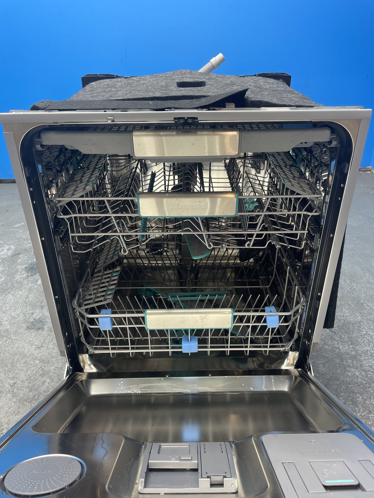 #GRC-163-202 - Hisense 60cm Integrated Dishwasher – 16 Place Settings, WiFi Connected, A Rated