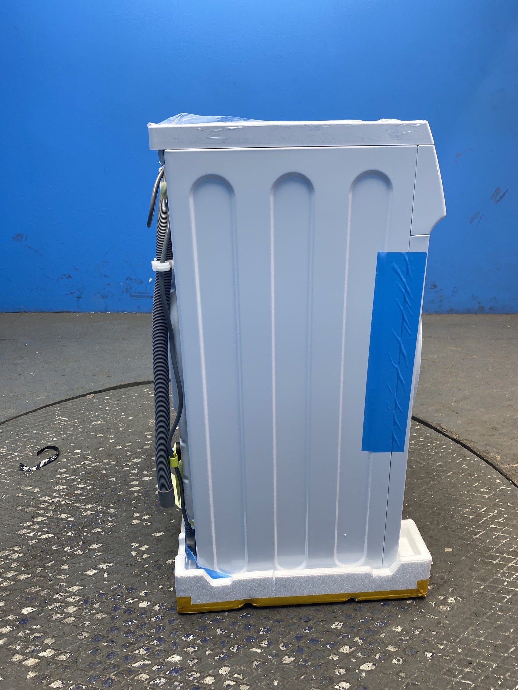 #GRC-158-901 - Comfee CFE10EW60/W Slim 6kg 1000rpm Washing Machine