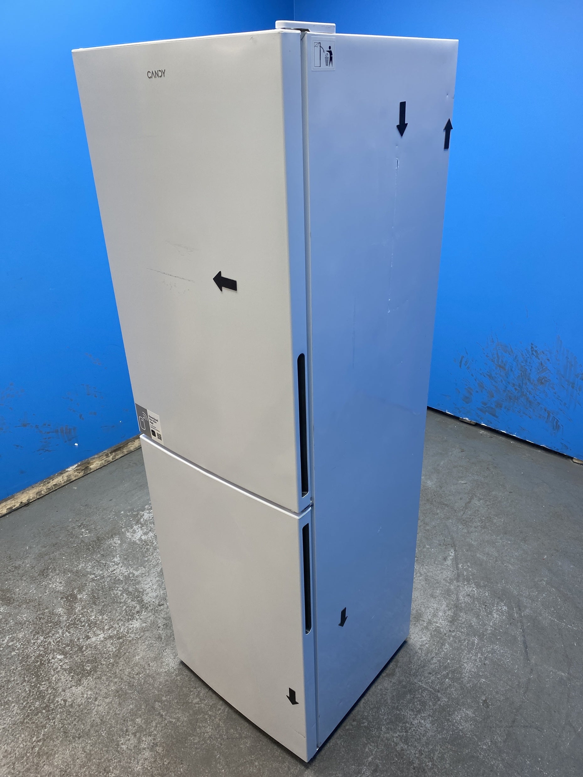 #GRC-152-041 - Candy CCT3L517EWK 252 Litre Combi Fridge Freezer
