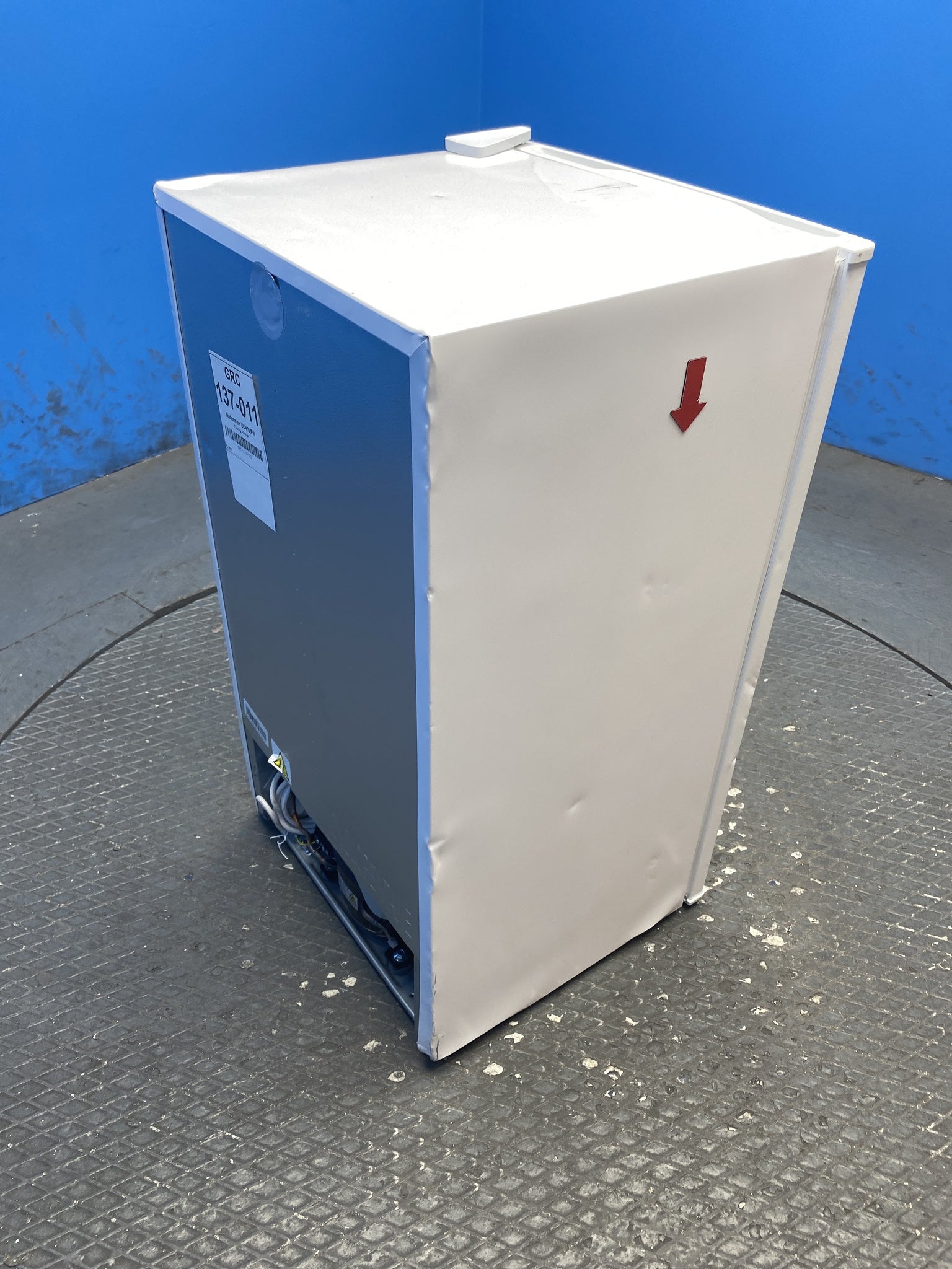 Statesman UC47LFW 93 Litres Under Counter Fridge