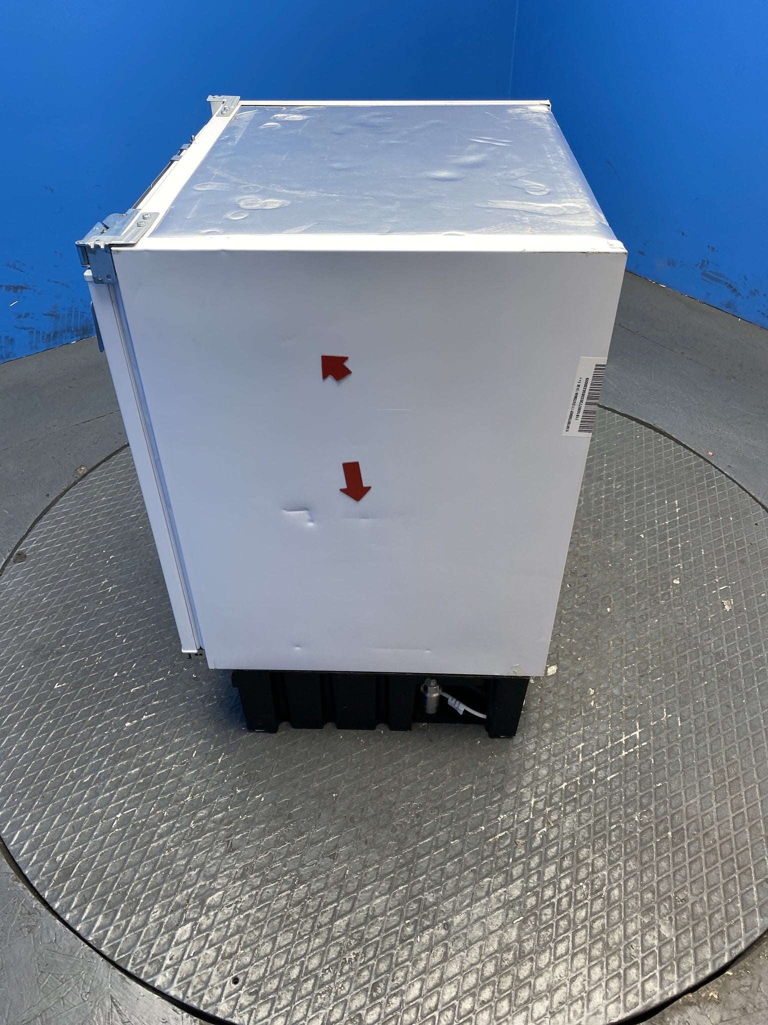 Statesman BU160FZ4E 96 Litre Integrated Under Counter Freezer