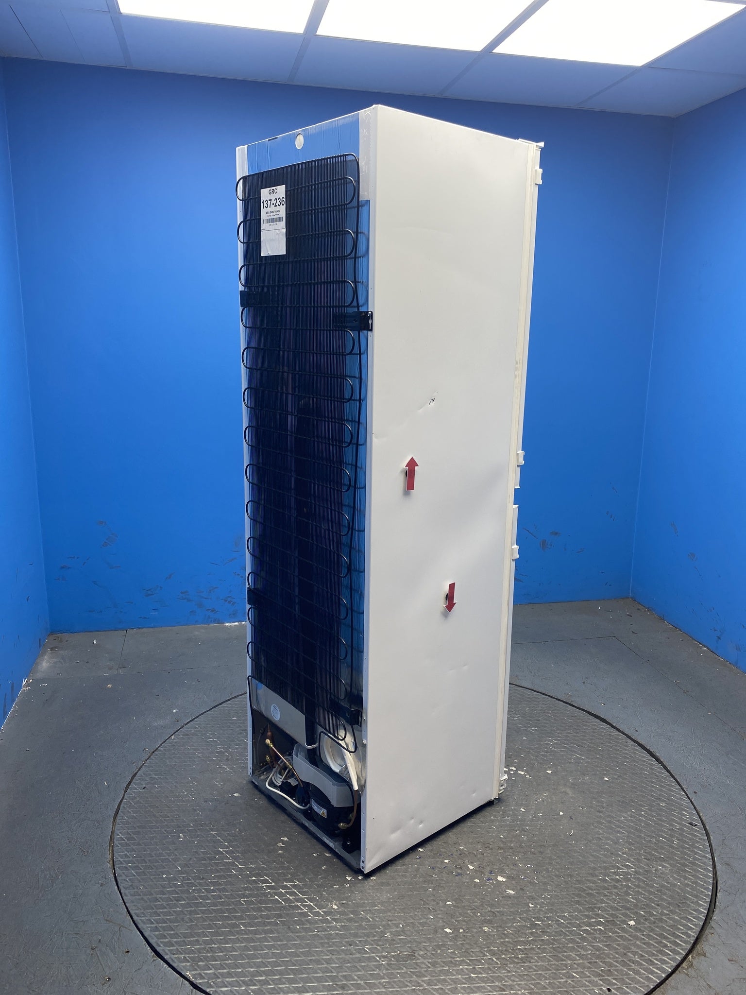 Electrolux ENN2743AOV Frost Free Integrated 50/50 Fridge Freezer