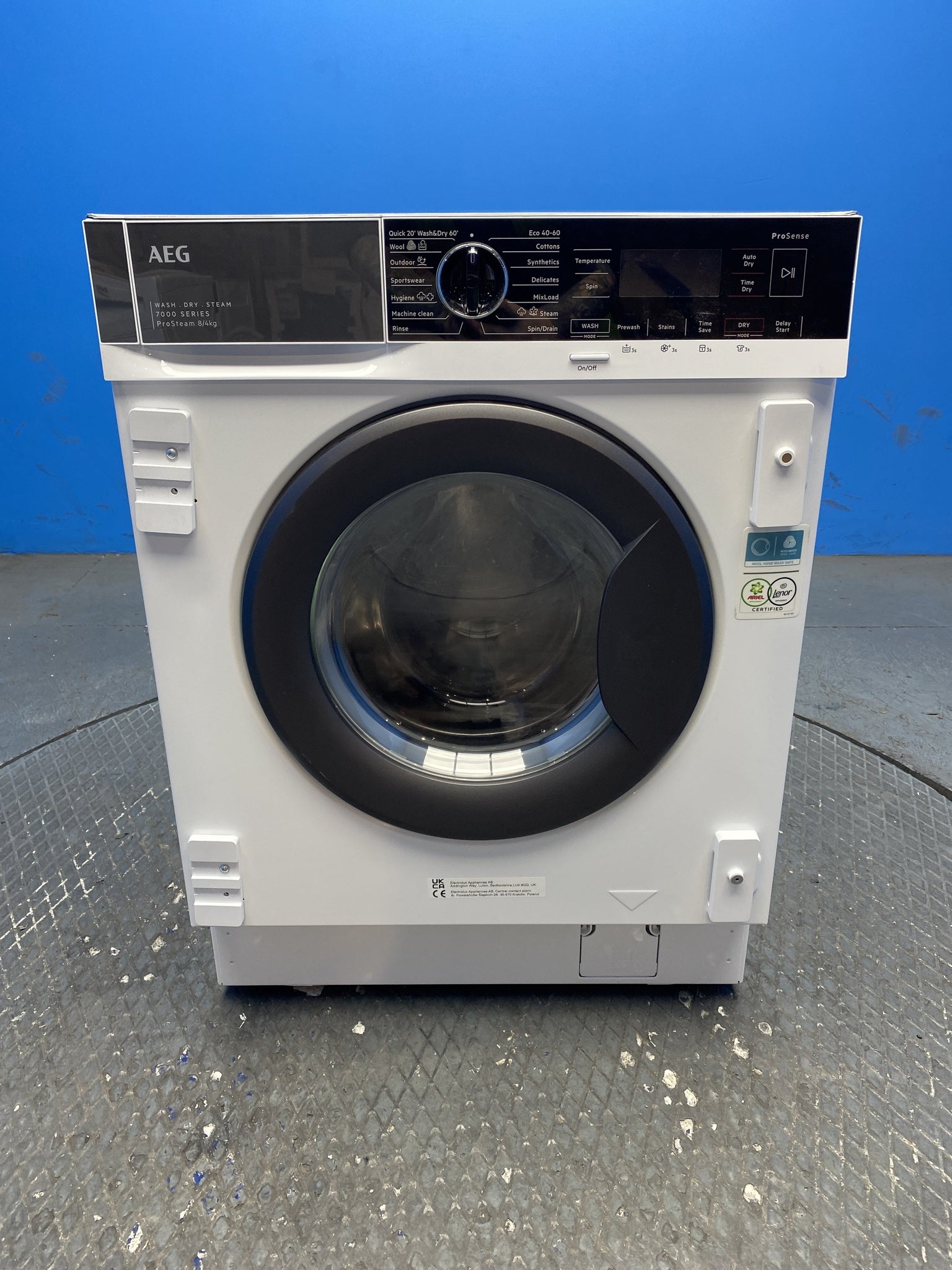 AEG 7000 ProSteam L7WC84636BI 8/4kg 1600rpm Integrated Washer Dryer