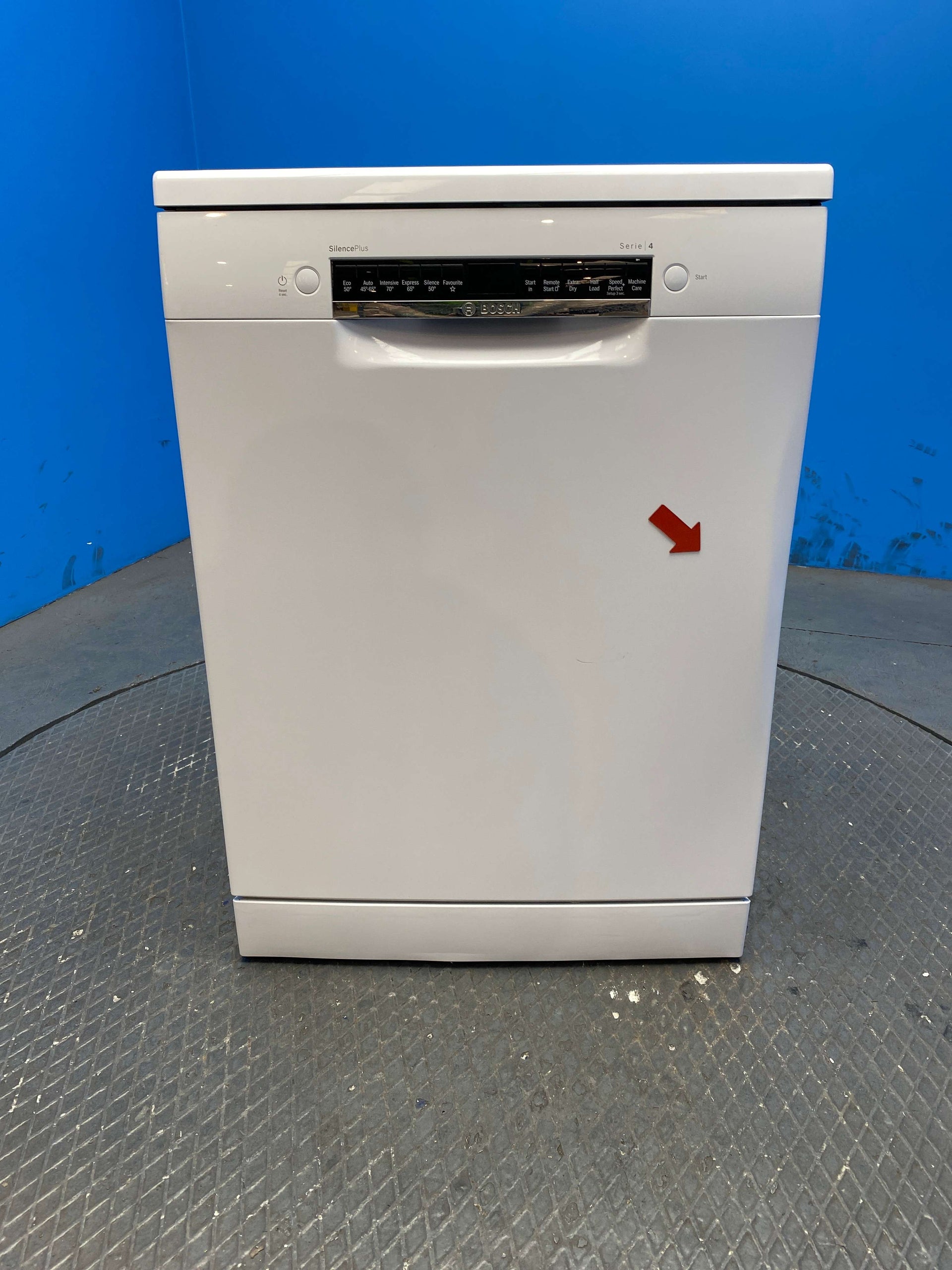 Bosch SMS4EMW06G Series 4 14 Place Setting Dishwasher