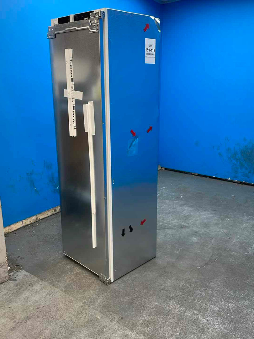#GRC-159-118 - Bosch Series 6 KIR81ADD0G Integrated 310L Tall Larder Fridge
