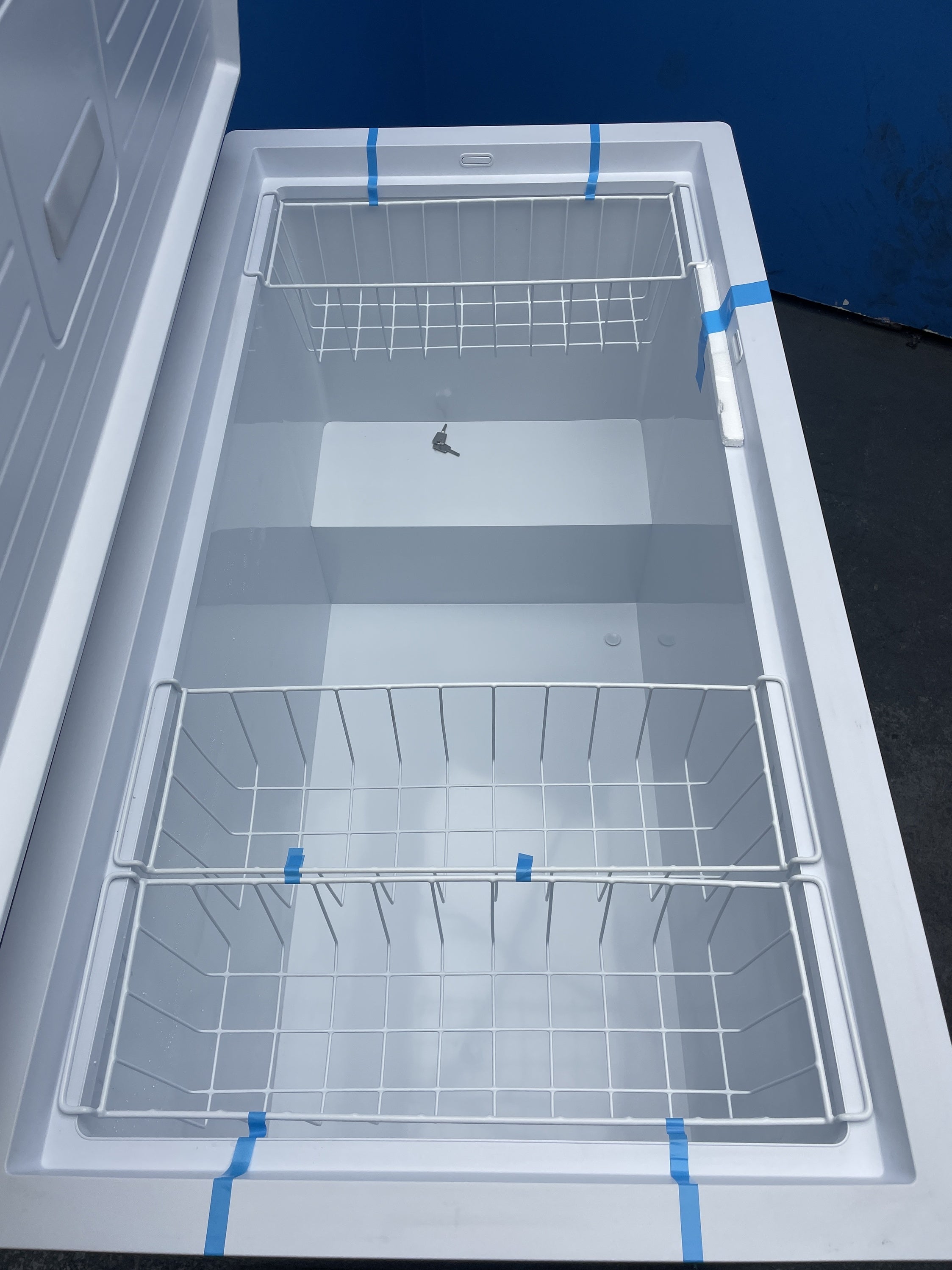 #GRC-160-615 - Haier HCE420EK Series 7 Chest Freezer with 418L Capacity