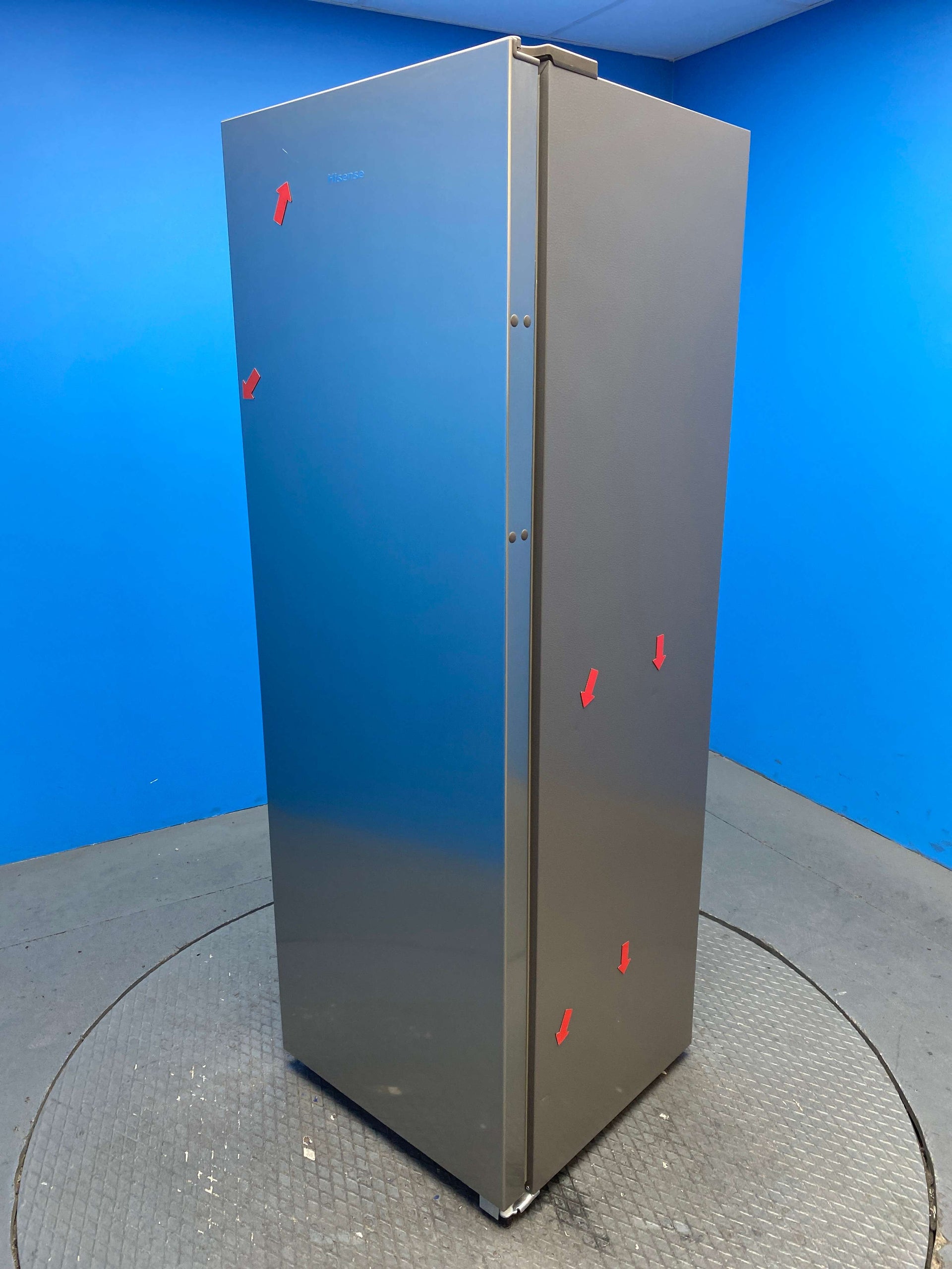 Hisense RL415N4ACE Tall 322 Litre No Frost  Larder Fridge