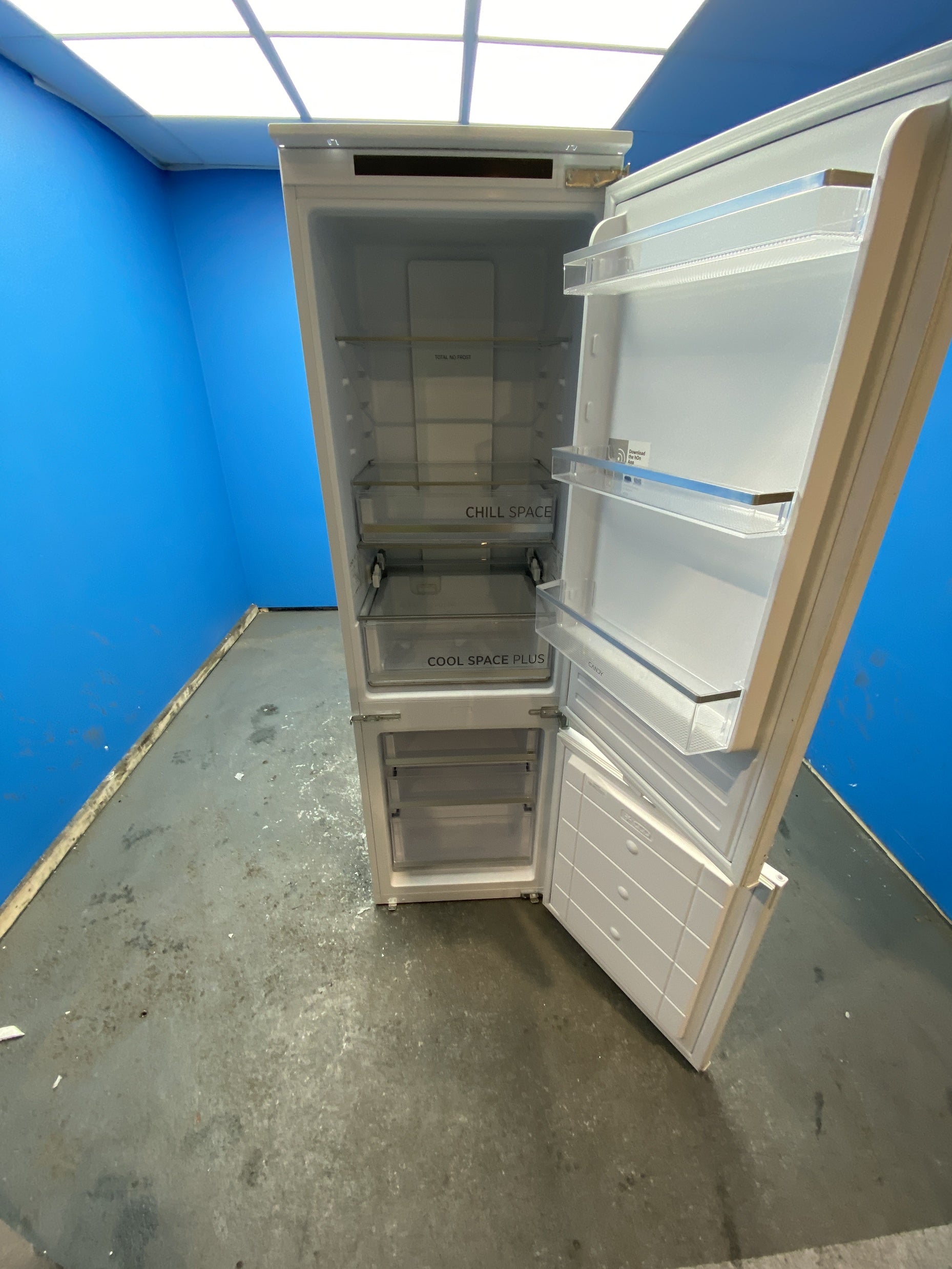 Candy CBBMT18EK Integrated 244 Litre Smart Fridge Freezer