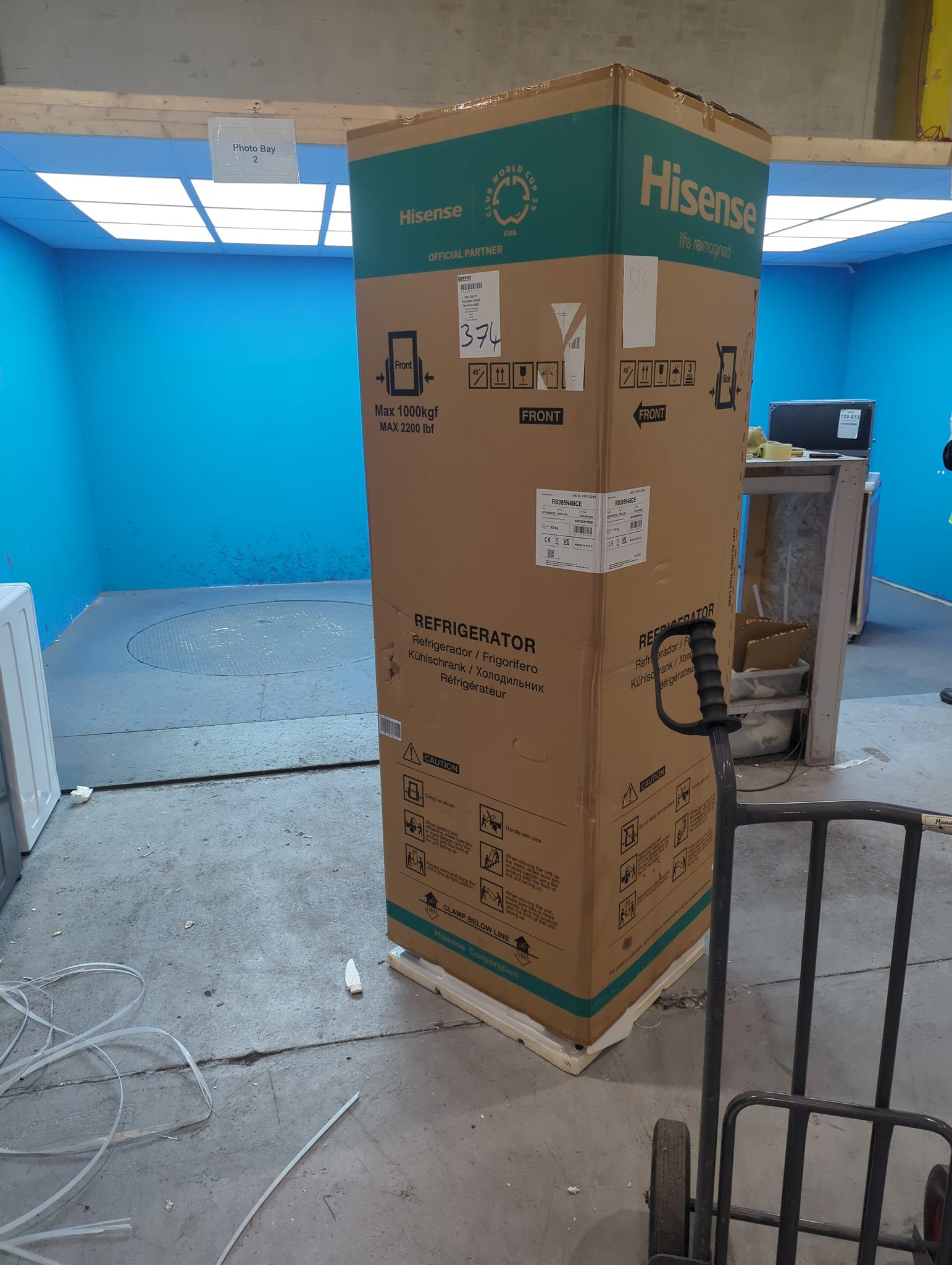 Hisense RB395N4BCE 304 Litre Combi Fridge Freezer