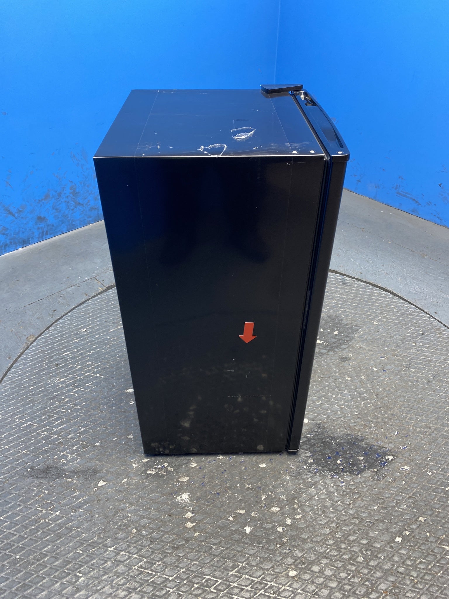 COMFEE' RCD93BL2(E) 93L Under-Counter Fridge with Cooler Box