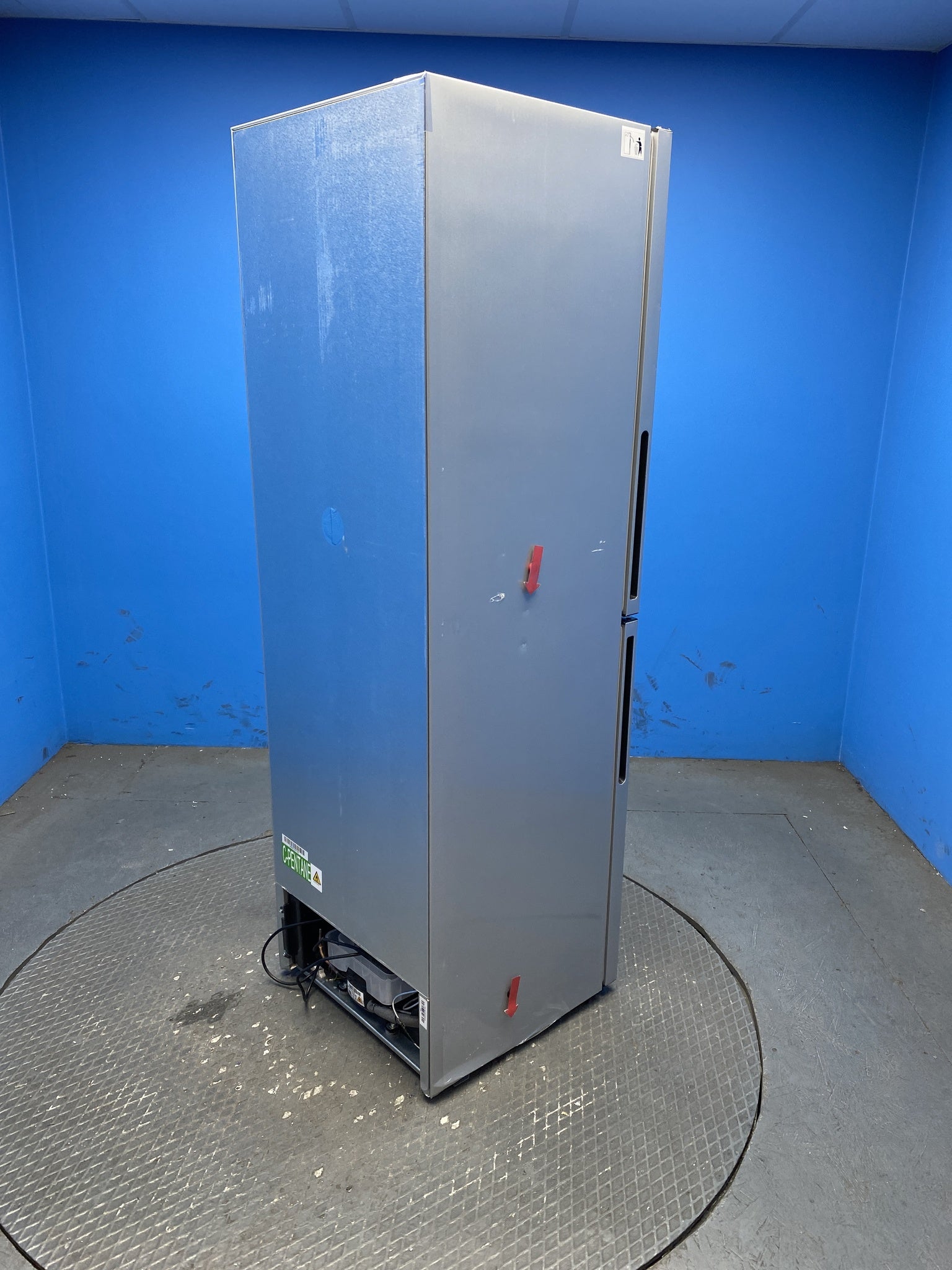 Candy CCT3L517ESK 252 Litre Combi Fridge Freezer