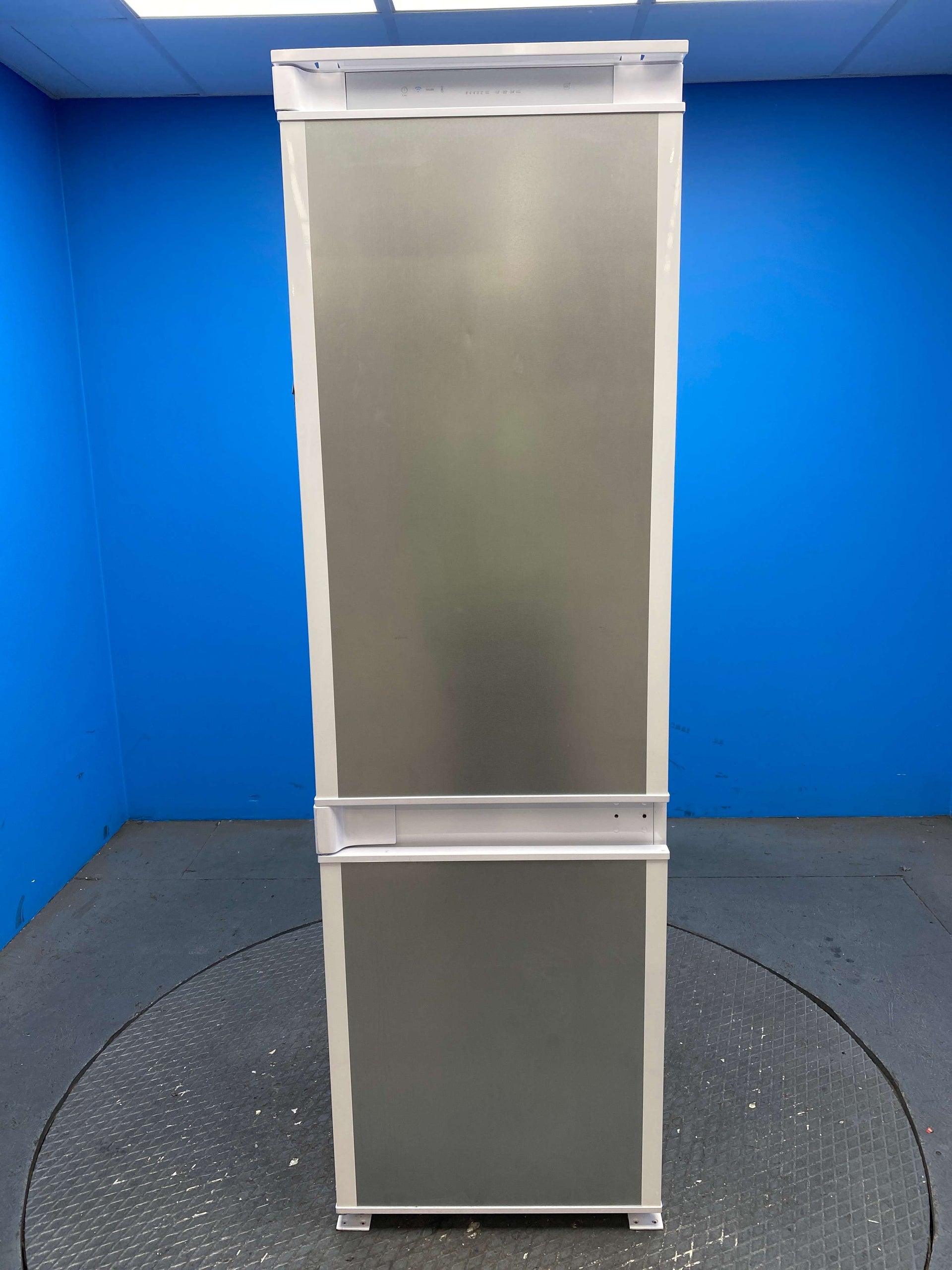 Haier Series 6 HBQW5518EK Built-In No Frost Fridge Freezer