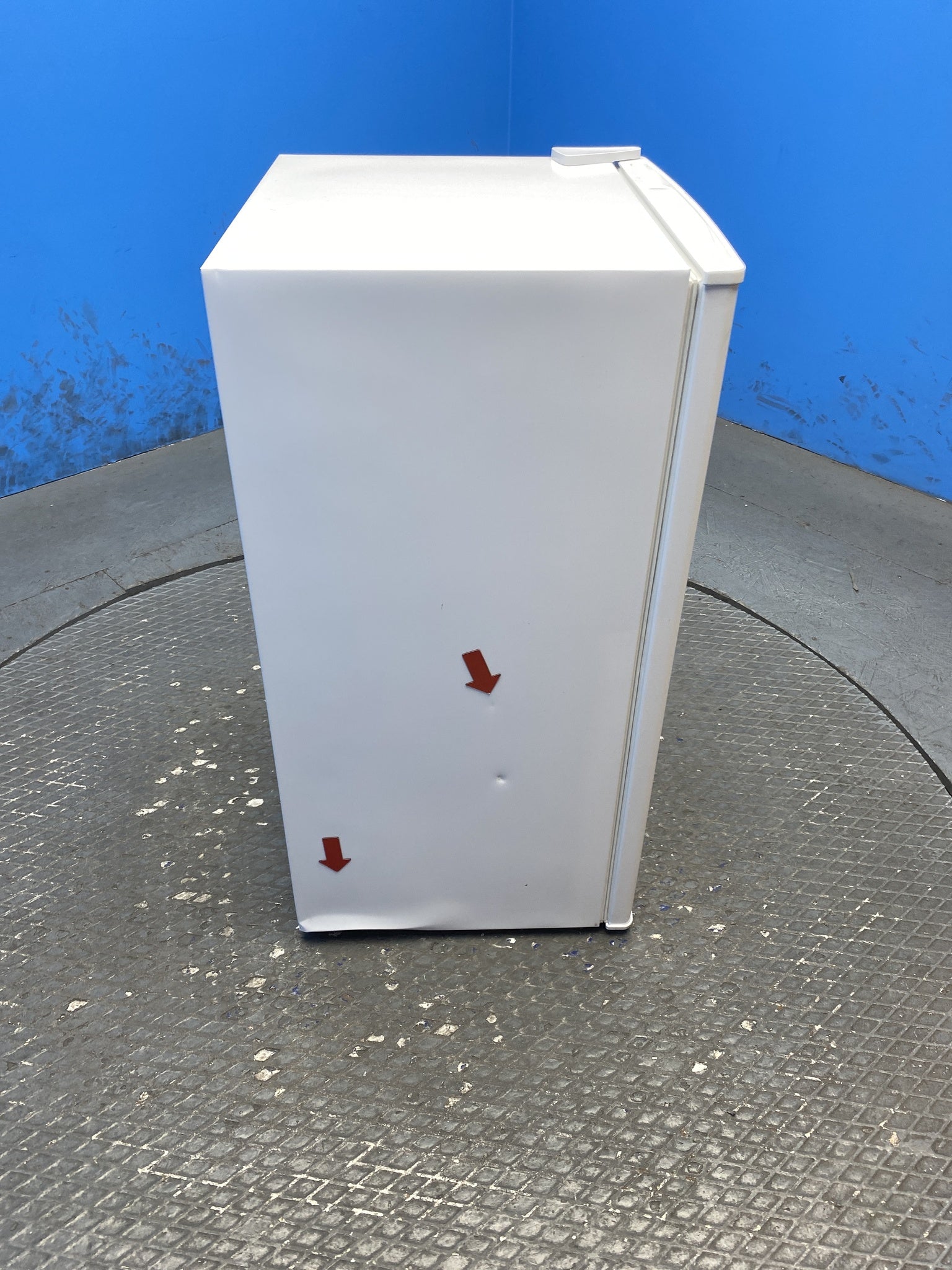 Comfee RCD93WH2(E) Under Counter Fridge with Cooler Box