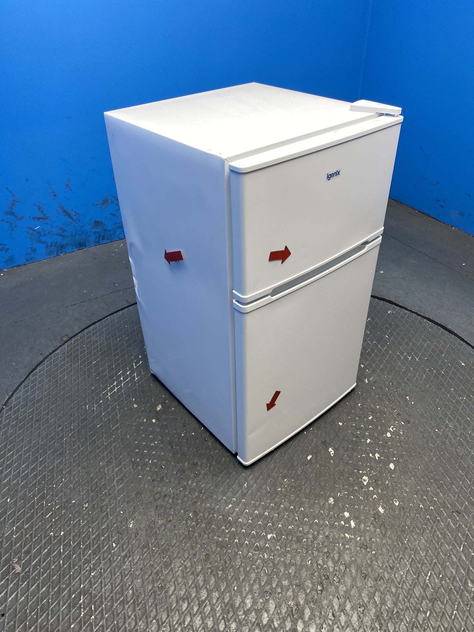 Igenix IG347FF 96 Litre Undercounter Fridge Freezer