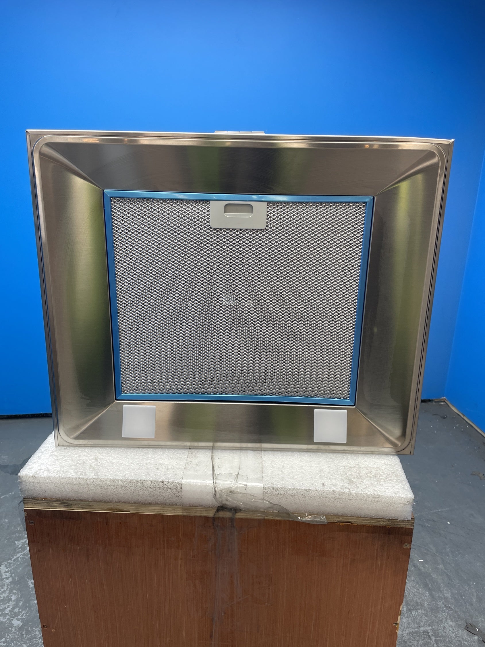 #GRC-154-045 - AEG DKB4650M 60cm Stainless Steel Chimney Cooker Hood