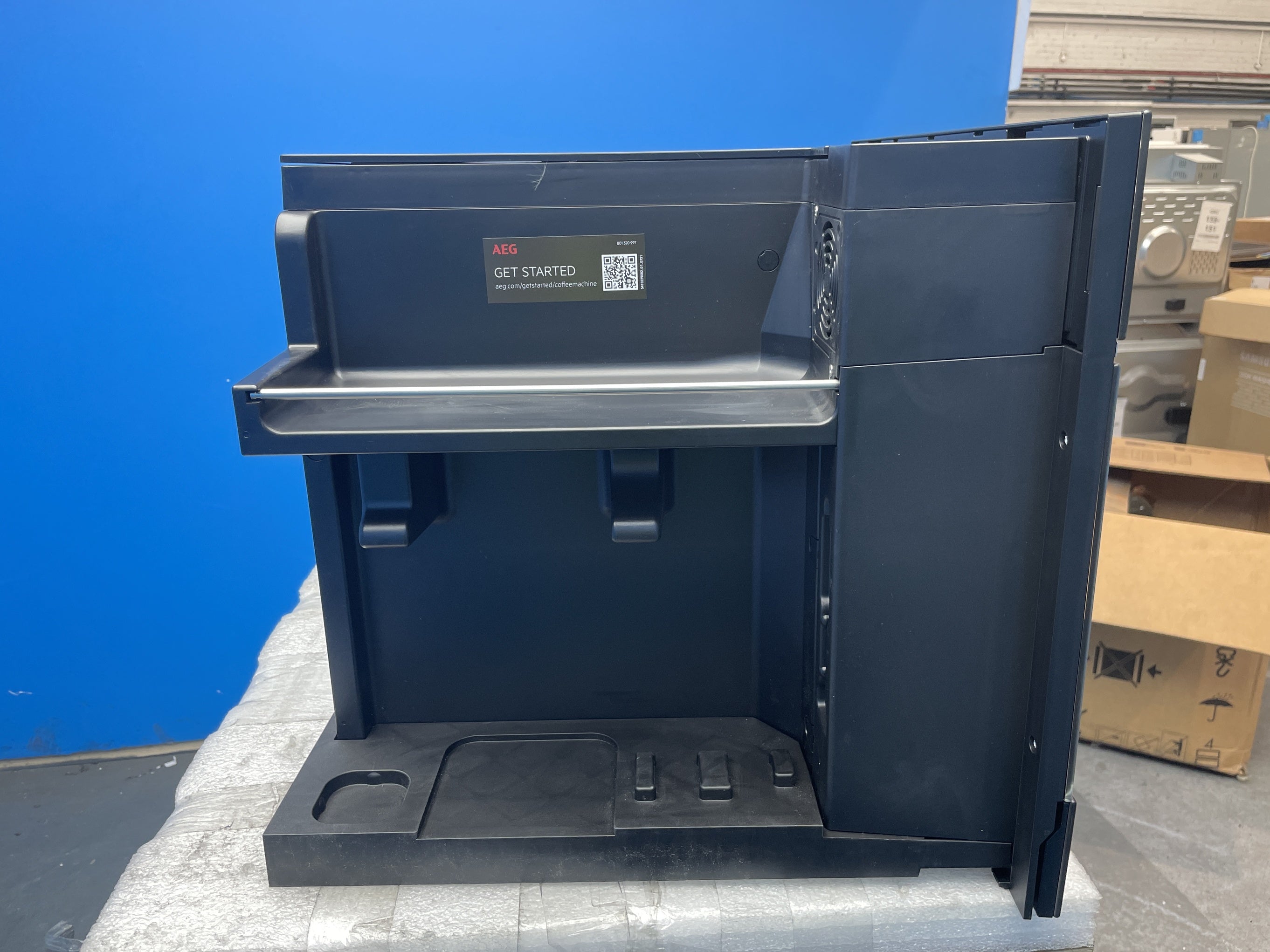 #GRC-142-881 - AEG TC8NK7B 8000 Series Built-In Fully Automatic Coffee Machine