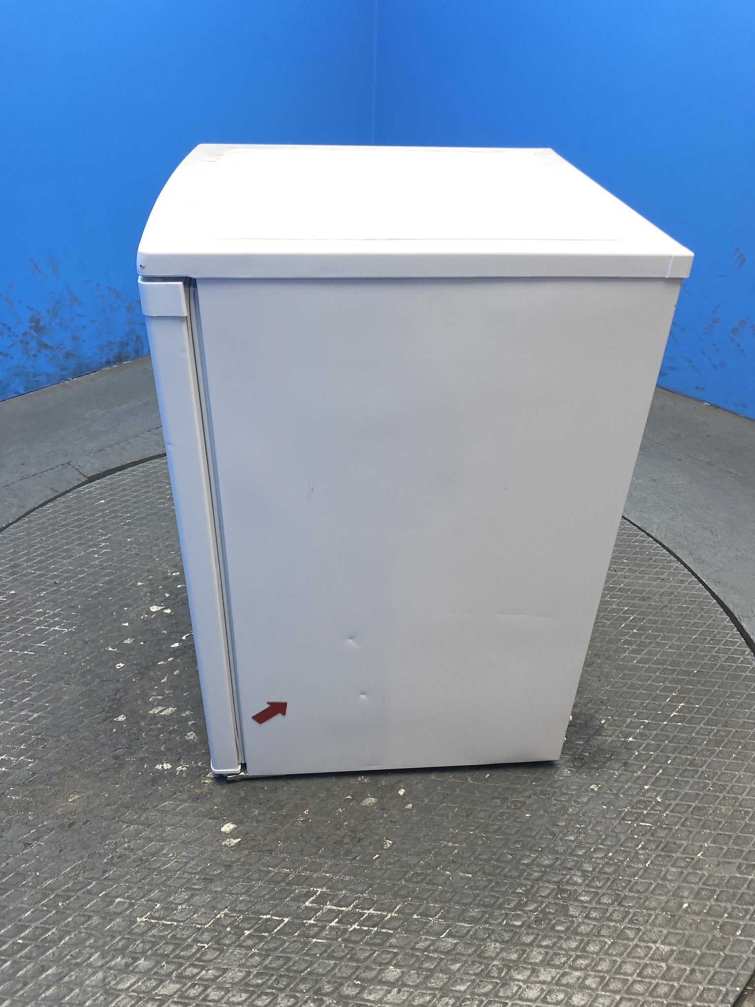 Statesman L255W 113 Litre 55cm Under Counter Fridge