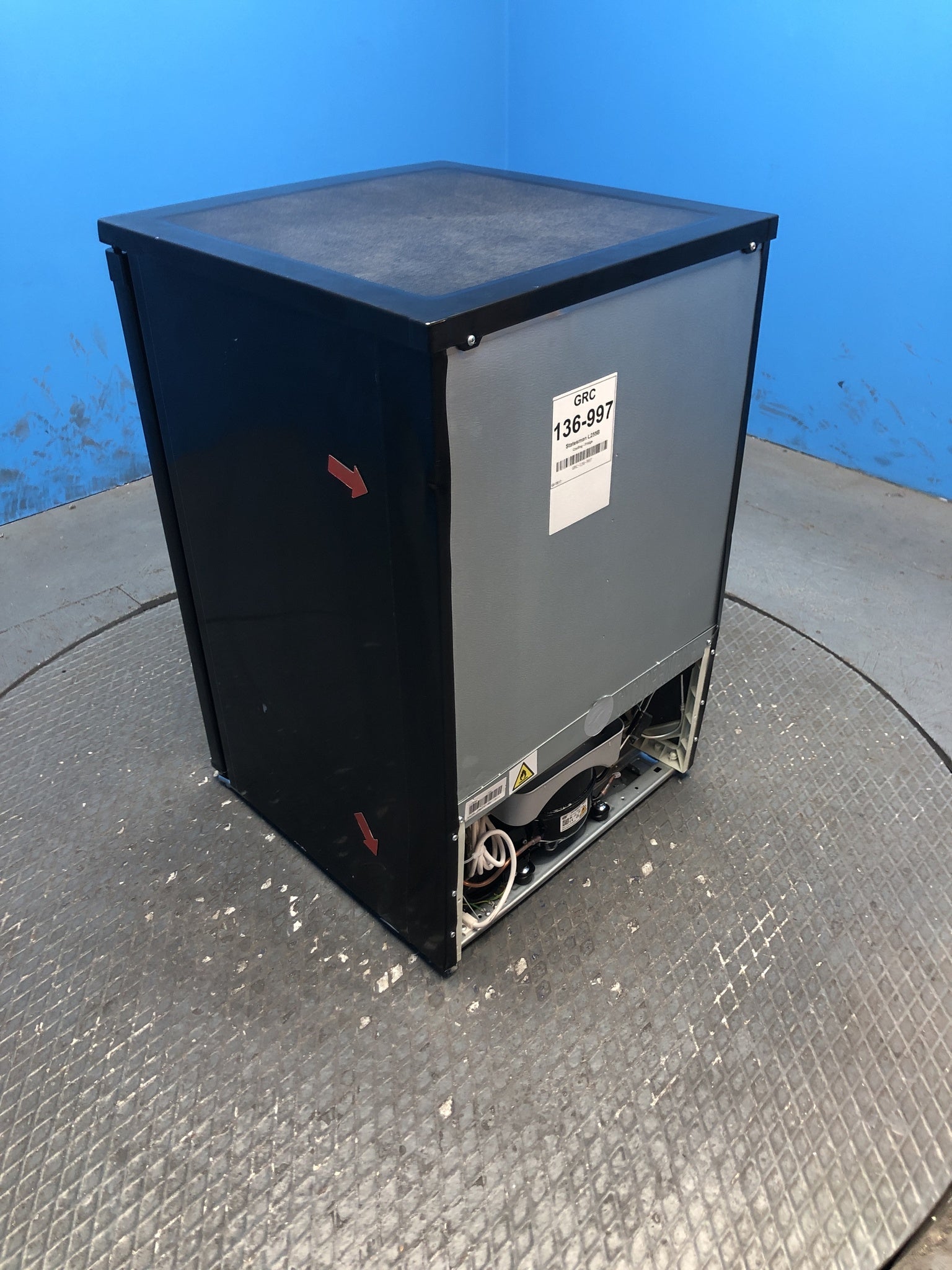 Statesman L255B 113 Litre 55cm Under Counter Fridge