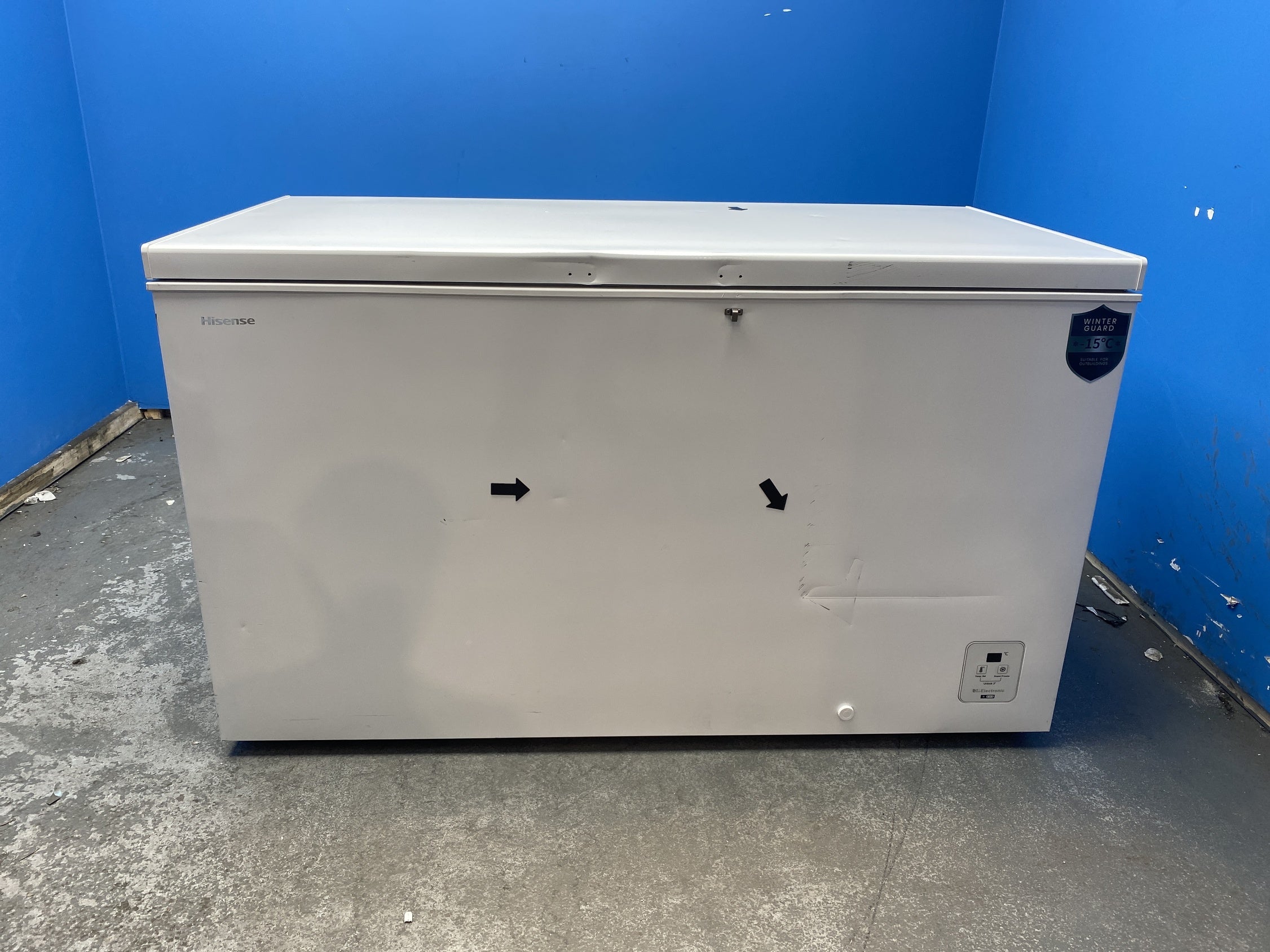 #GRC-157-796 - Hisense FC571D4AWLYE 372L Winter Guard Chest Freezer