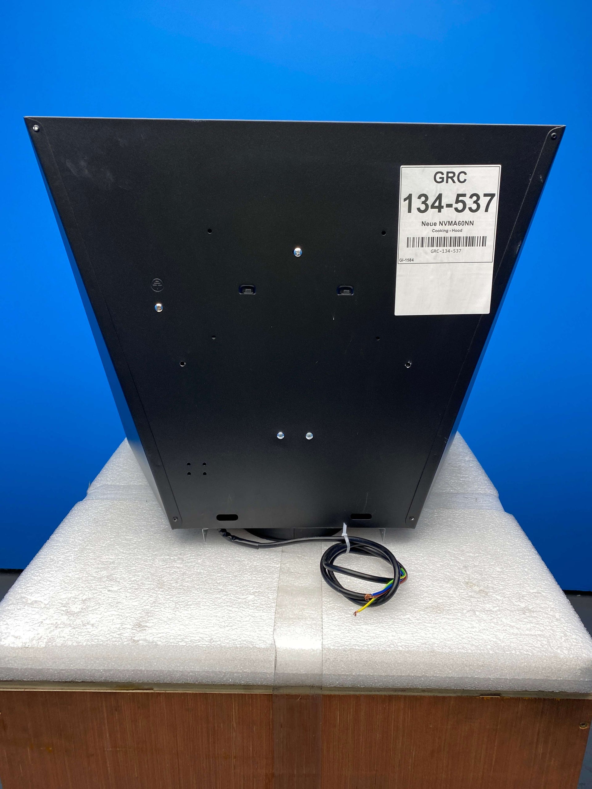 Neue NVMA60NN 60cm Angled Glass Cooker Hood