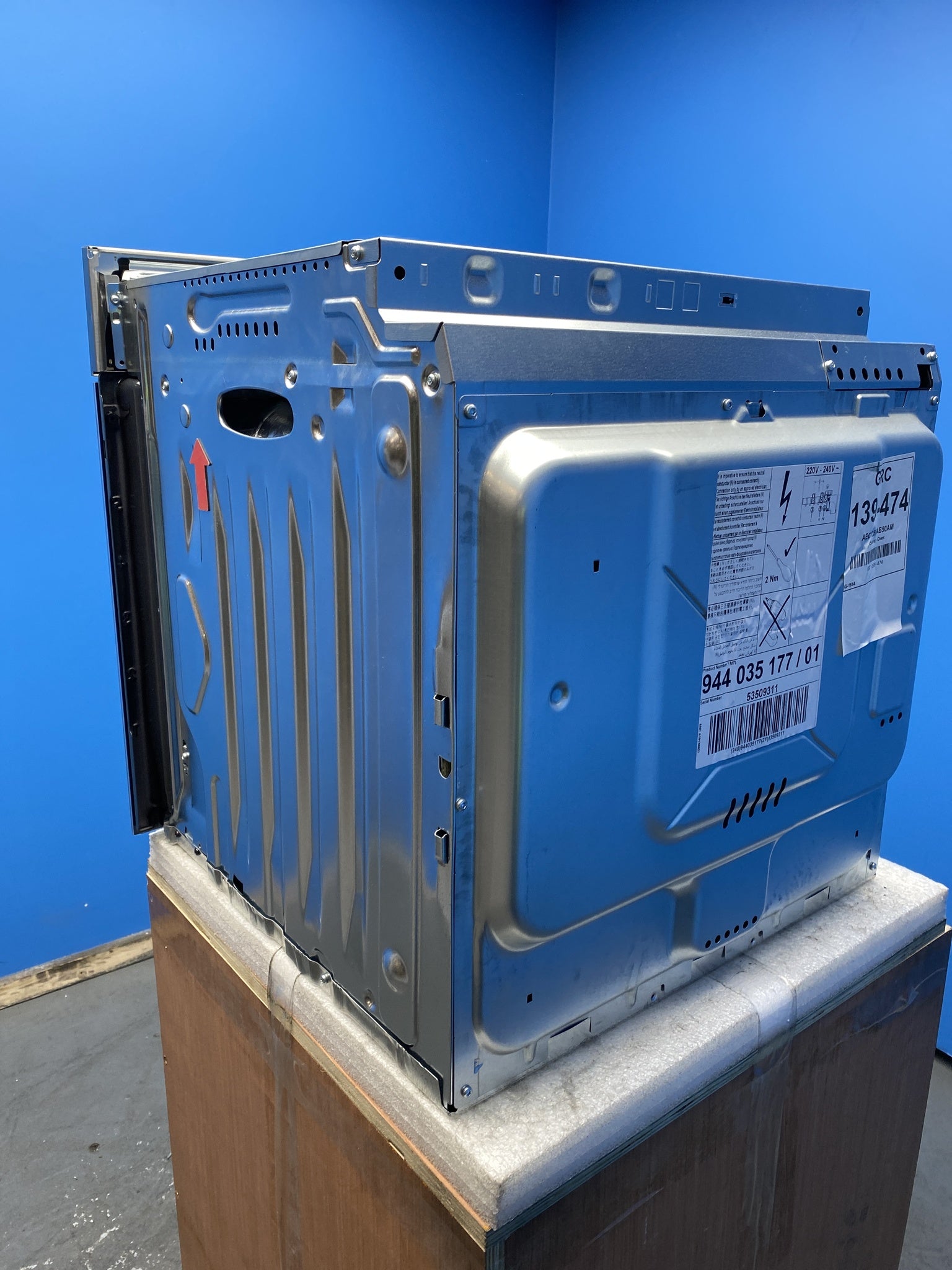 AEG 6000 SenseCook OS6AB50AM Built-In Single Oven