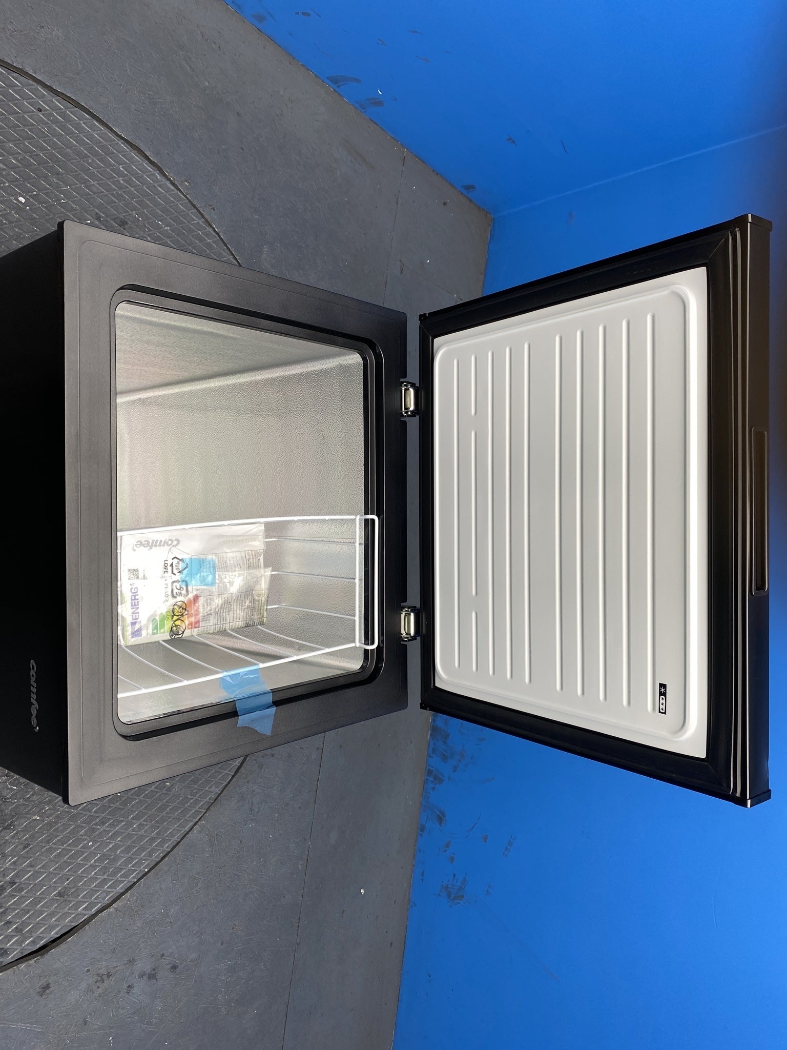 COMFEE' RCC100BL2 99L Freestanding Chest Freezer
