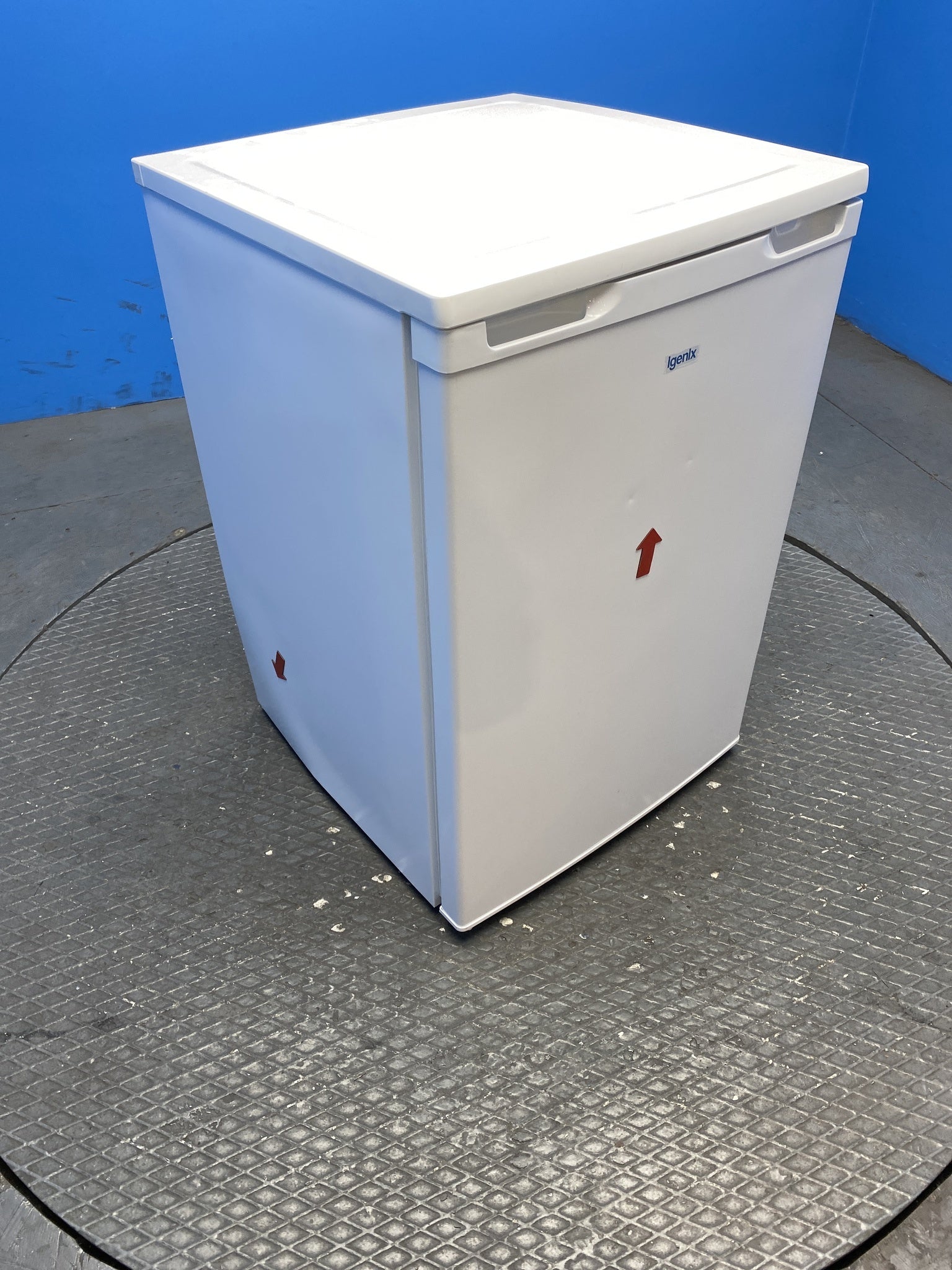 Igenix IG255W 136 Litre Under Counter Fridge