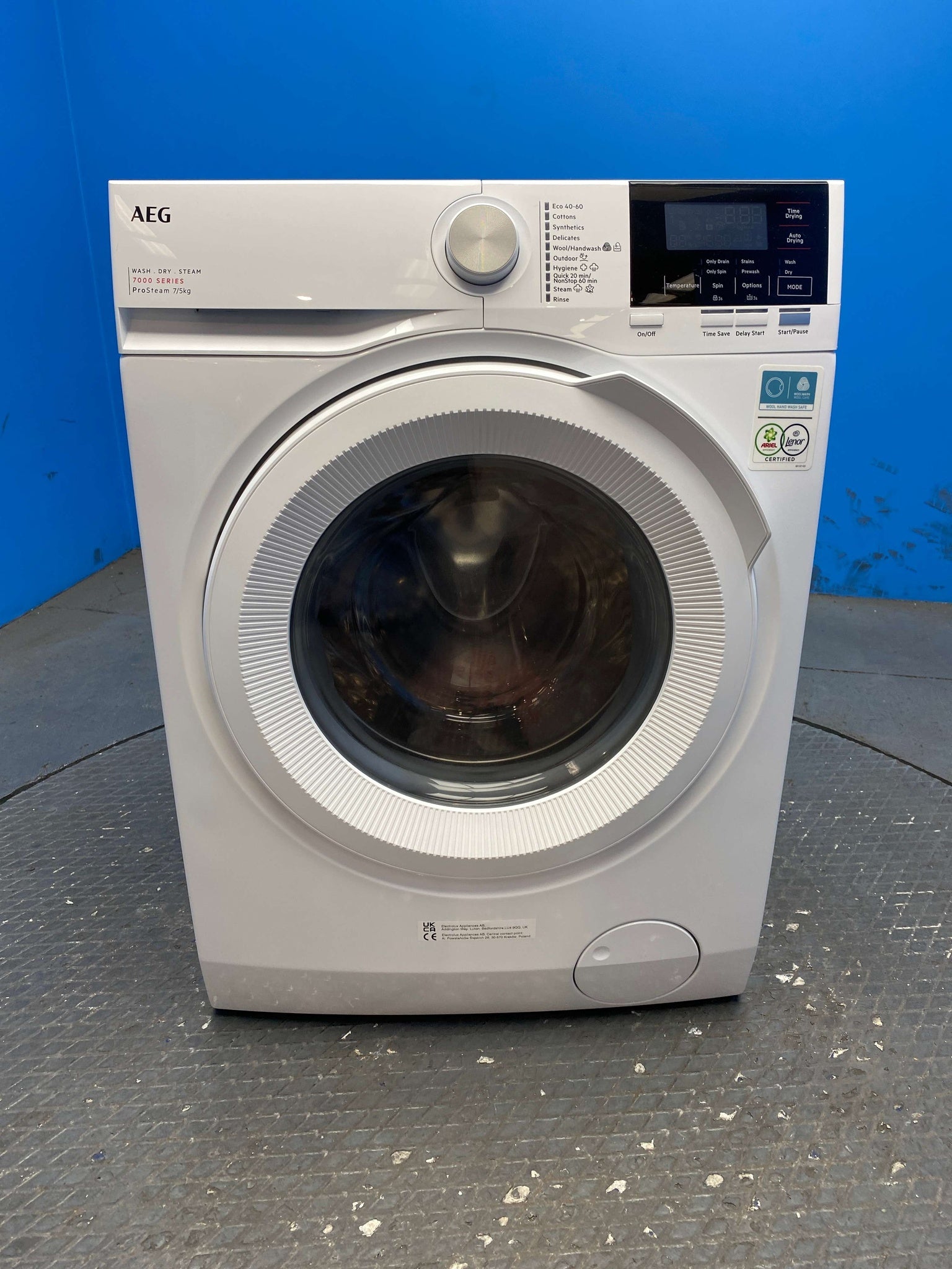 AEG LWR7175M2B 7000 ProSteam 7kg/5kg 1400rpm Washer Dryer