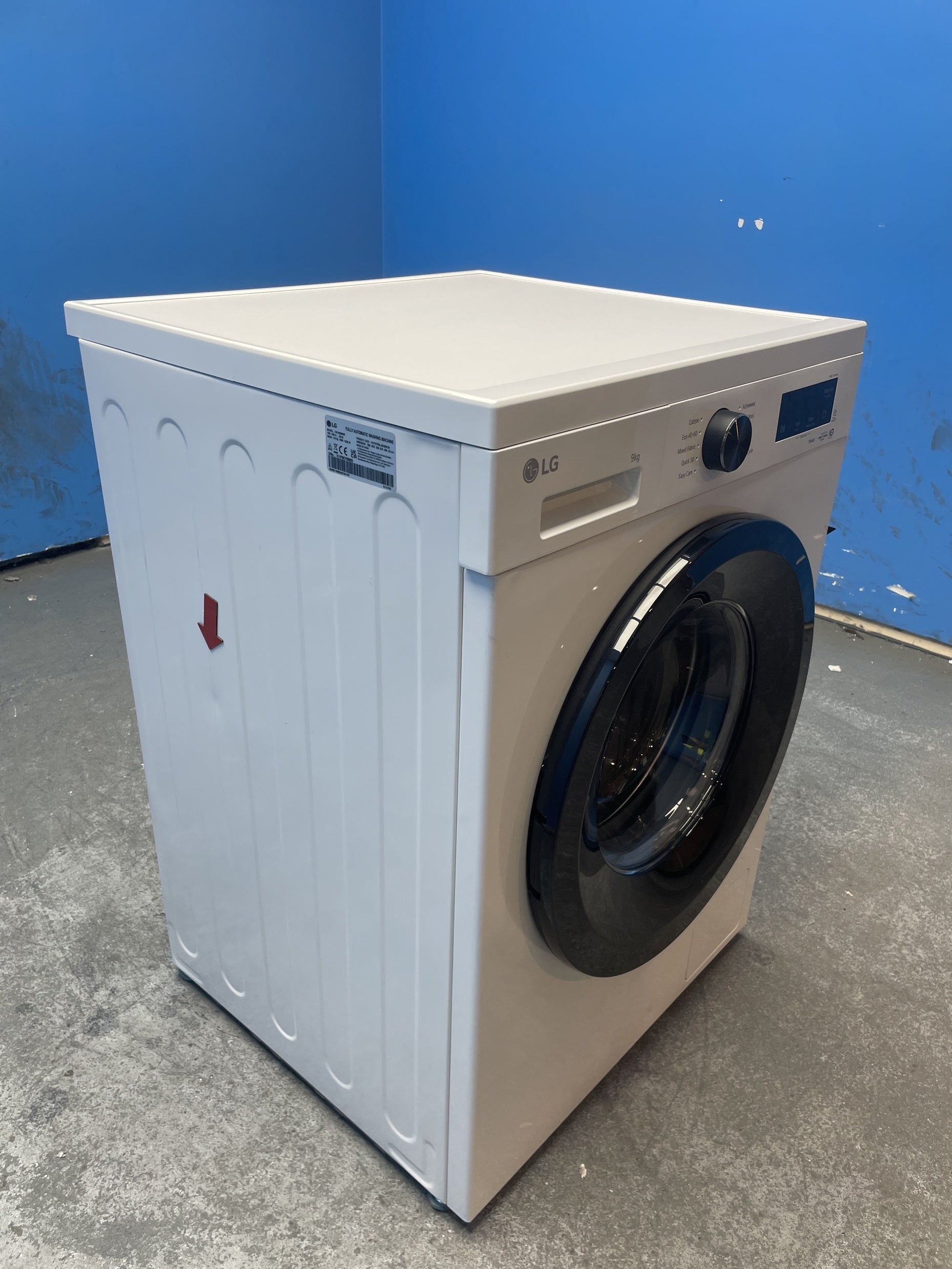 #GRC-159-931 - LG F4X1009NWK 9kg 1400 Spin Washing Machine with Steam