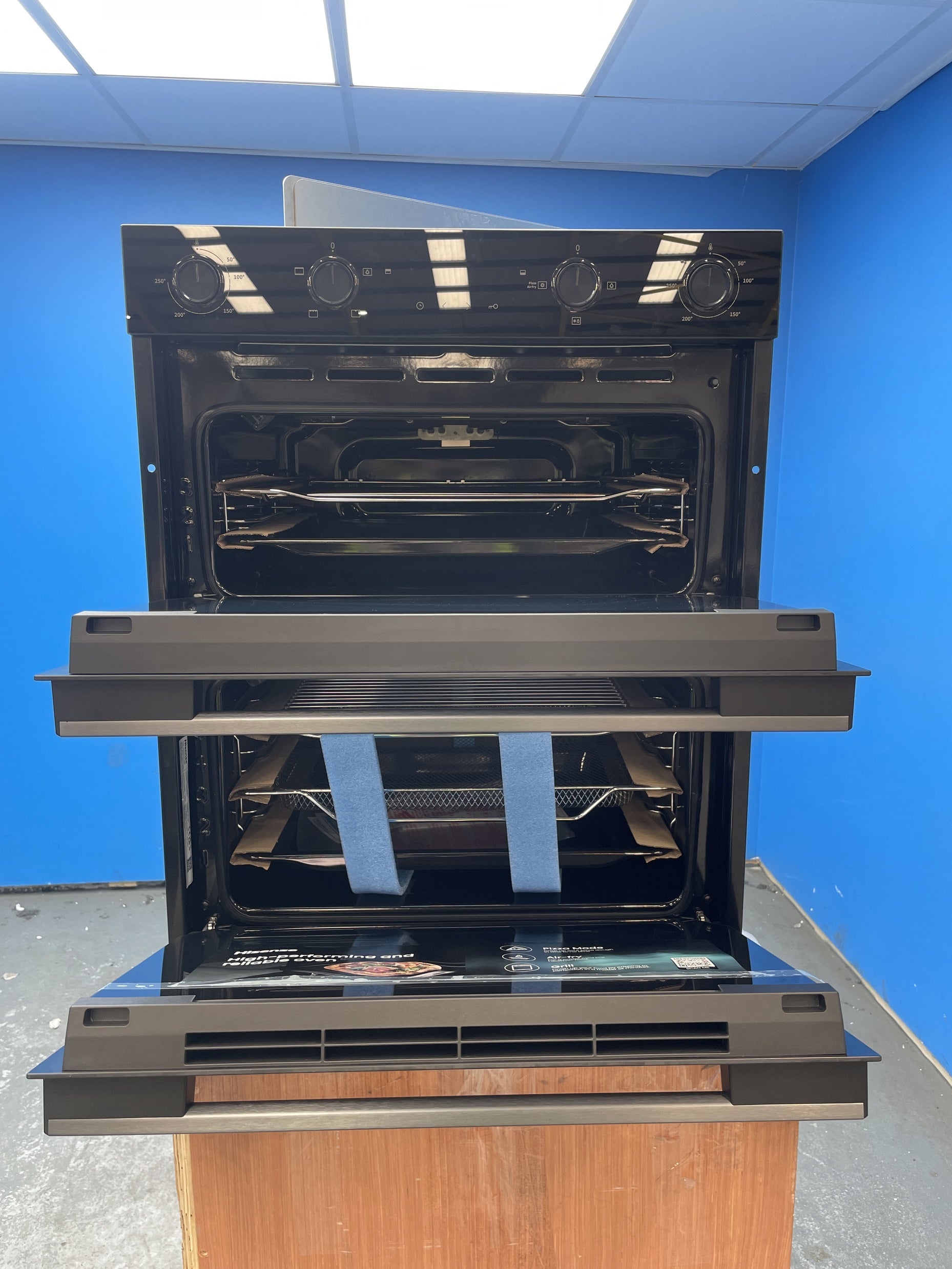 #GRC-158-085 - Hisense Hi6 BUD714221CDBG Built-Under Electric Double Oven