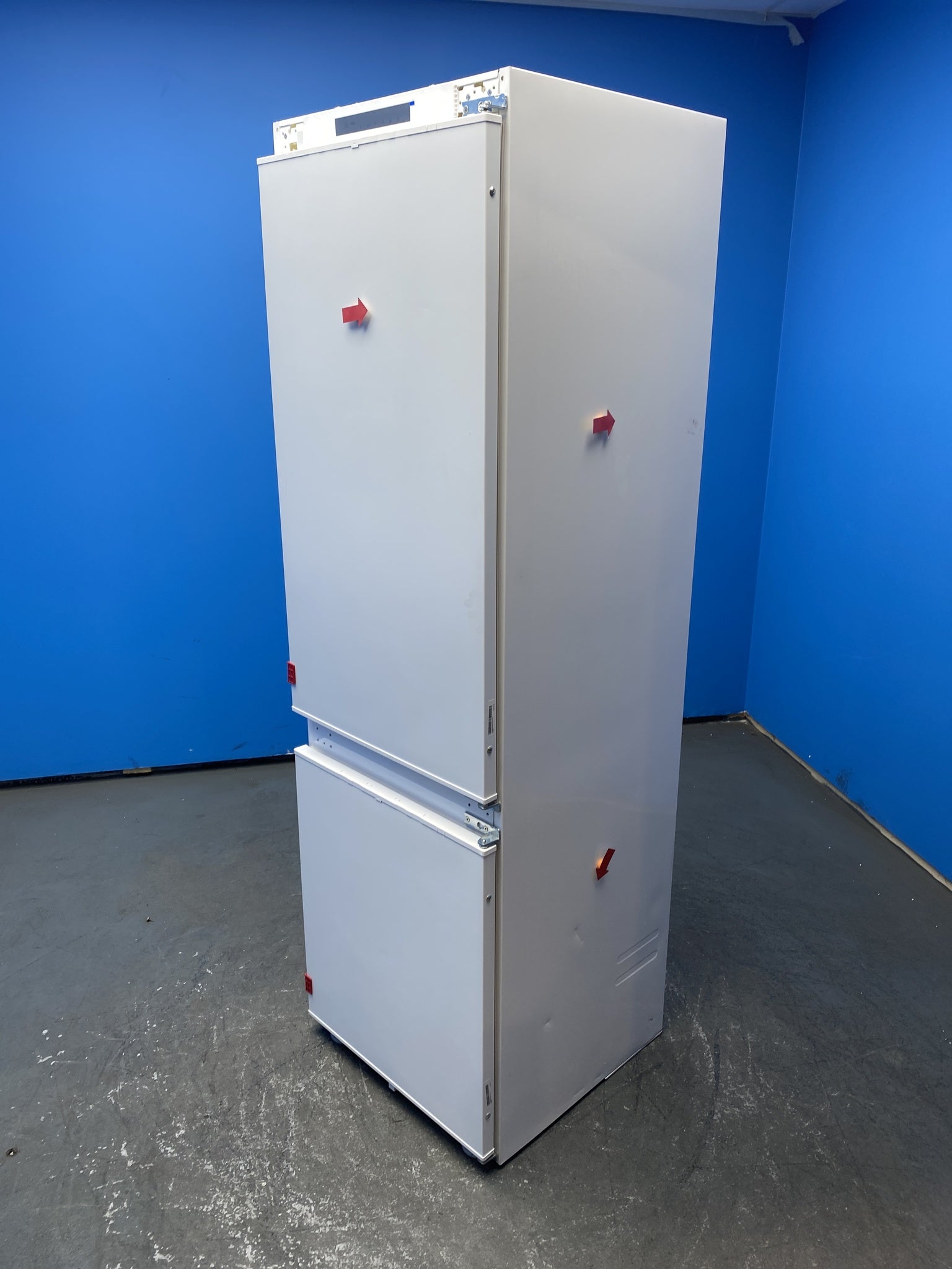 Hoover HONBQL3518EVK Integrated 268 Litre Low Frost Fridge Freezer