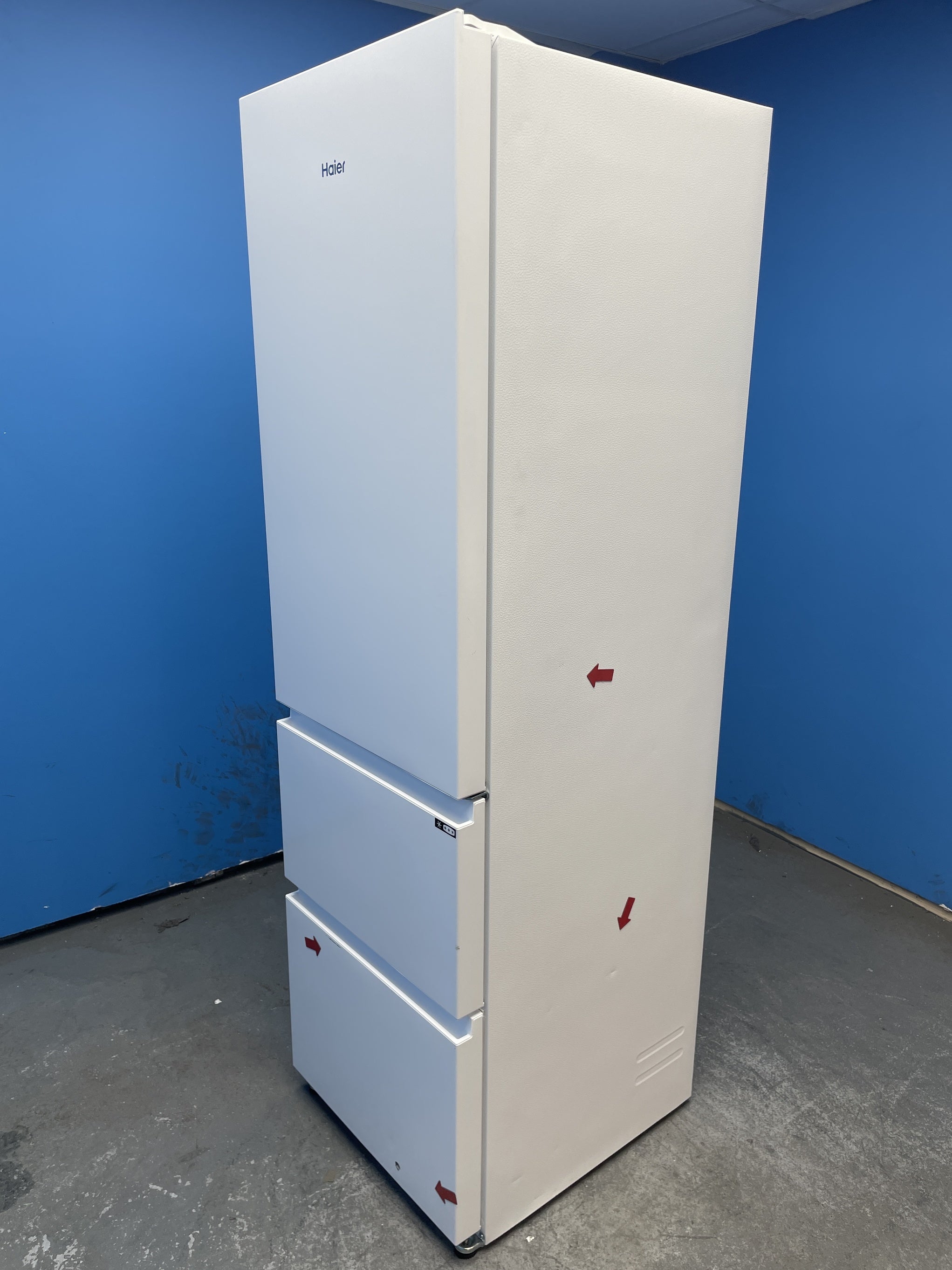 #GRC-153-859 - Haier 3D 55 Series 3 HTR3518ENMWK 60/40 Fridge Freezer
