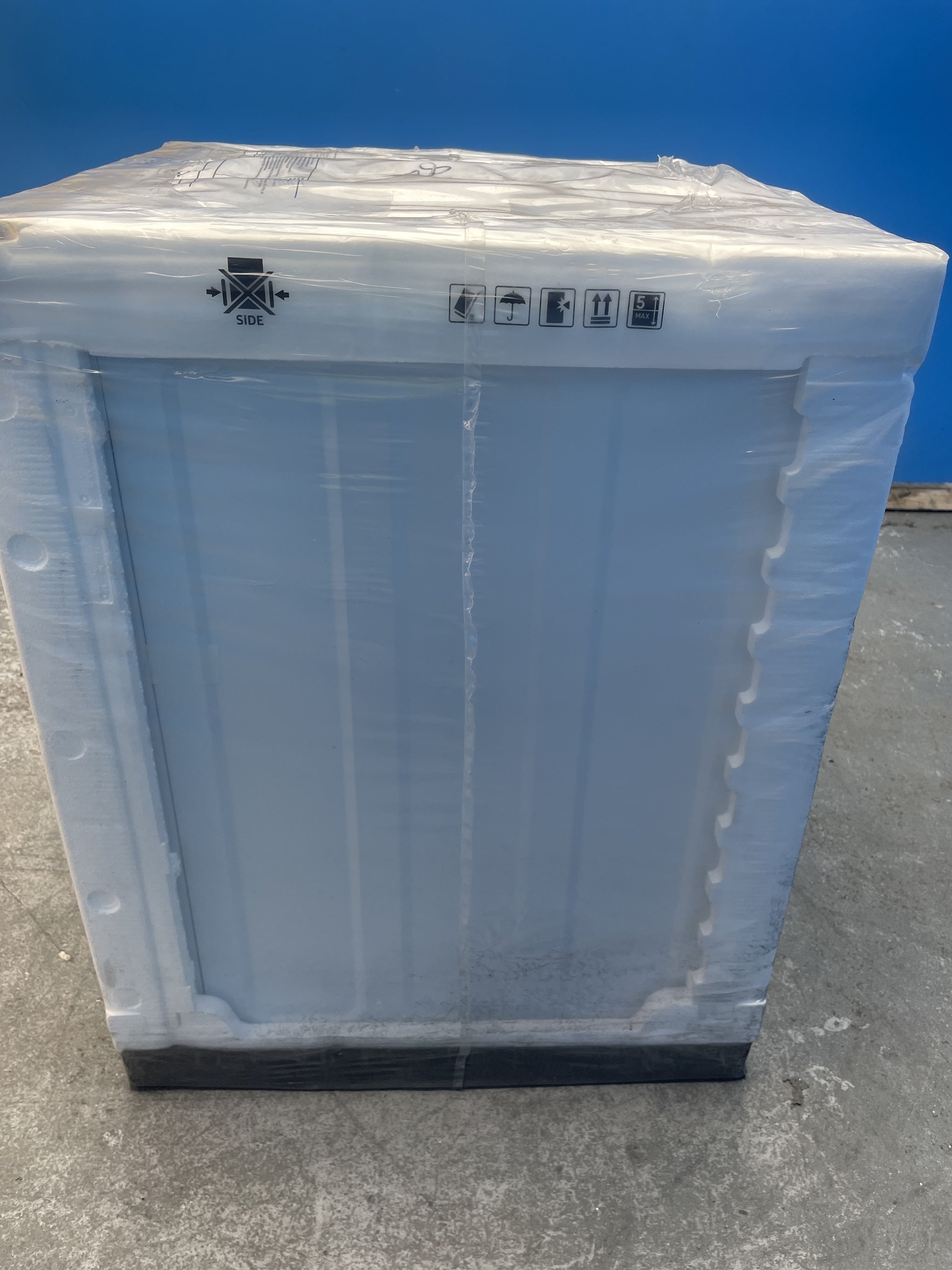 #GRC-157-605 - Samsung WD80TA046BE Series 5 8/5kg 1400 Spin Washer Dryer